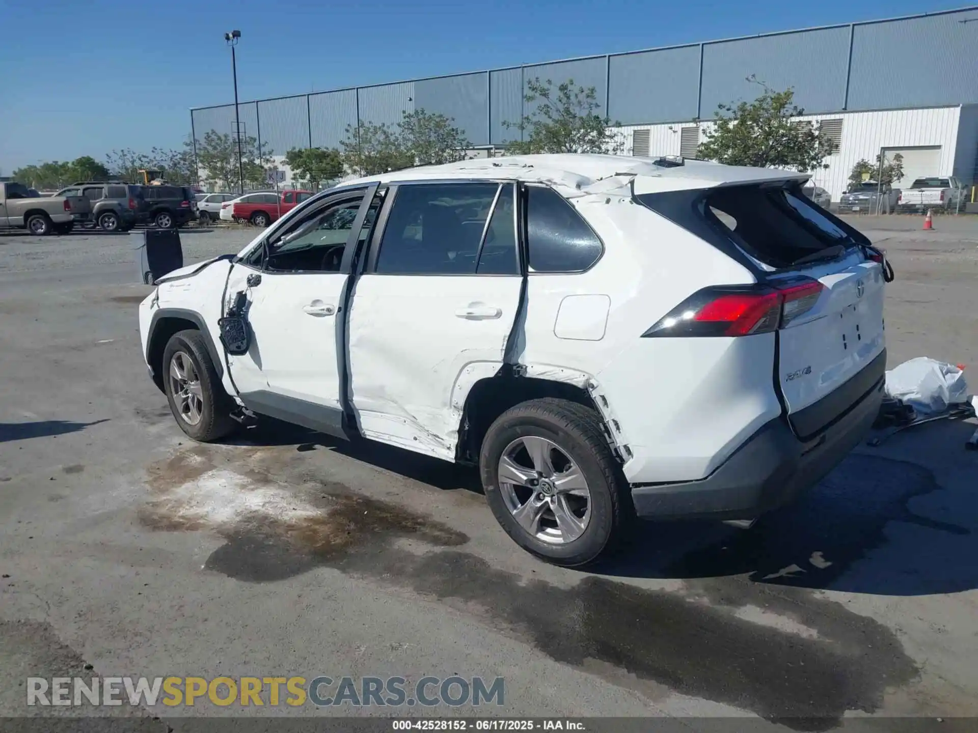 3 Photograph of a damaged car 2T3P1RFV2PW358645 TOYOTA RAV4 2023