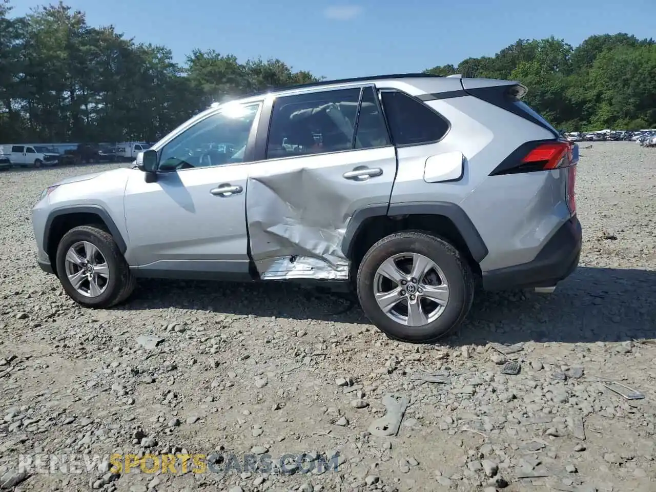 2 Photograph of a damaged car 2T3P1RFV2PW372352 TOYOTA RAV4 2023