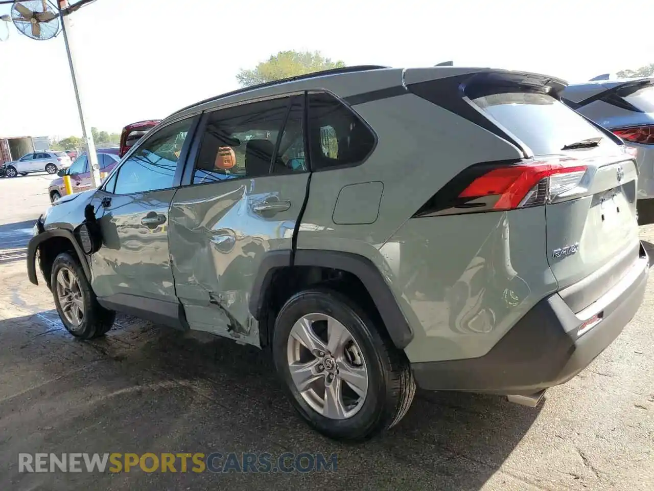 2 Photograph of a damaged car 2T3P1RFV2PW375297 TOYOTA RAV4 2023