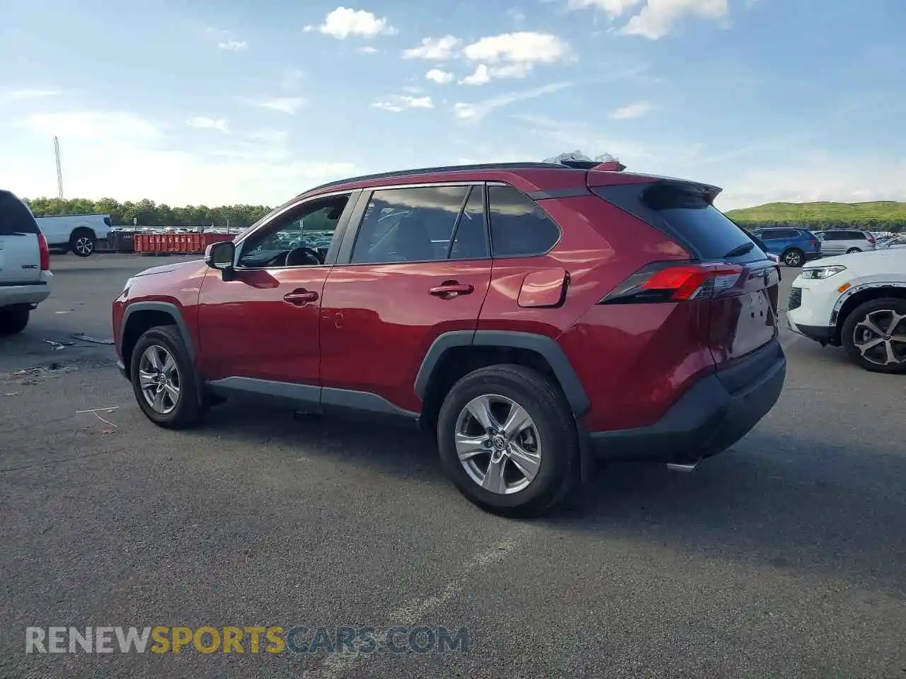 2 Photograph of a damaged car 2T3P1RFV2PW383688 TOYOTA RAV4 2023