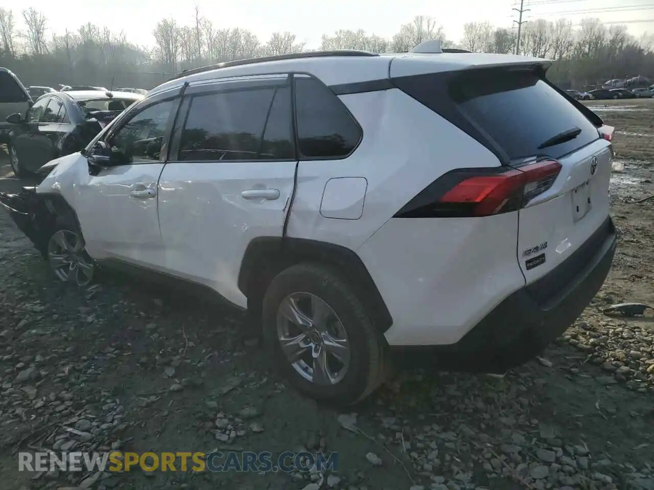 2 fotografías del automóvil dañado 2T3P1RFV3PC327633 TOYOTA RAV4 2023
