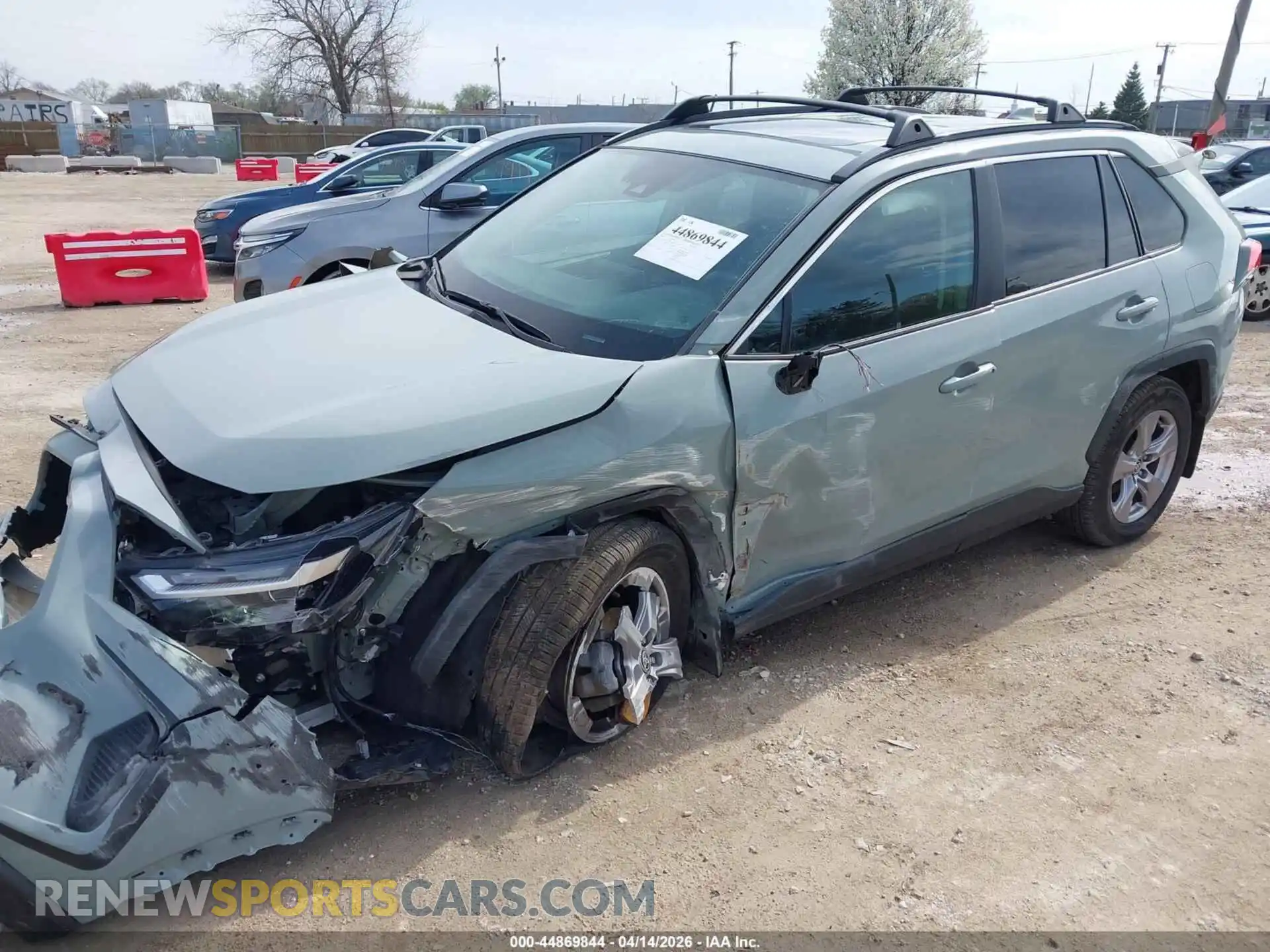 2 Photograph of a damaged car 2T3P1RFV3PW364079 TOYOTA RAV4 2023