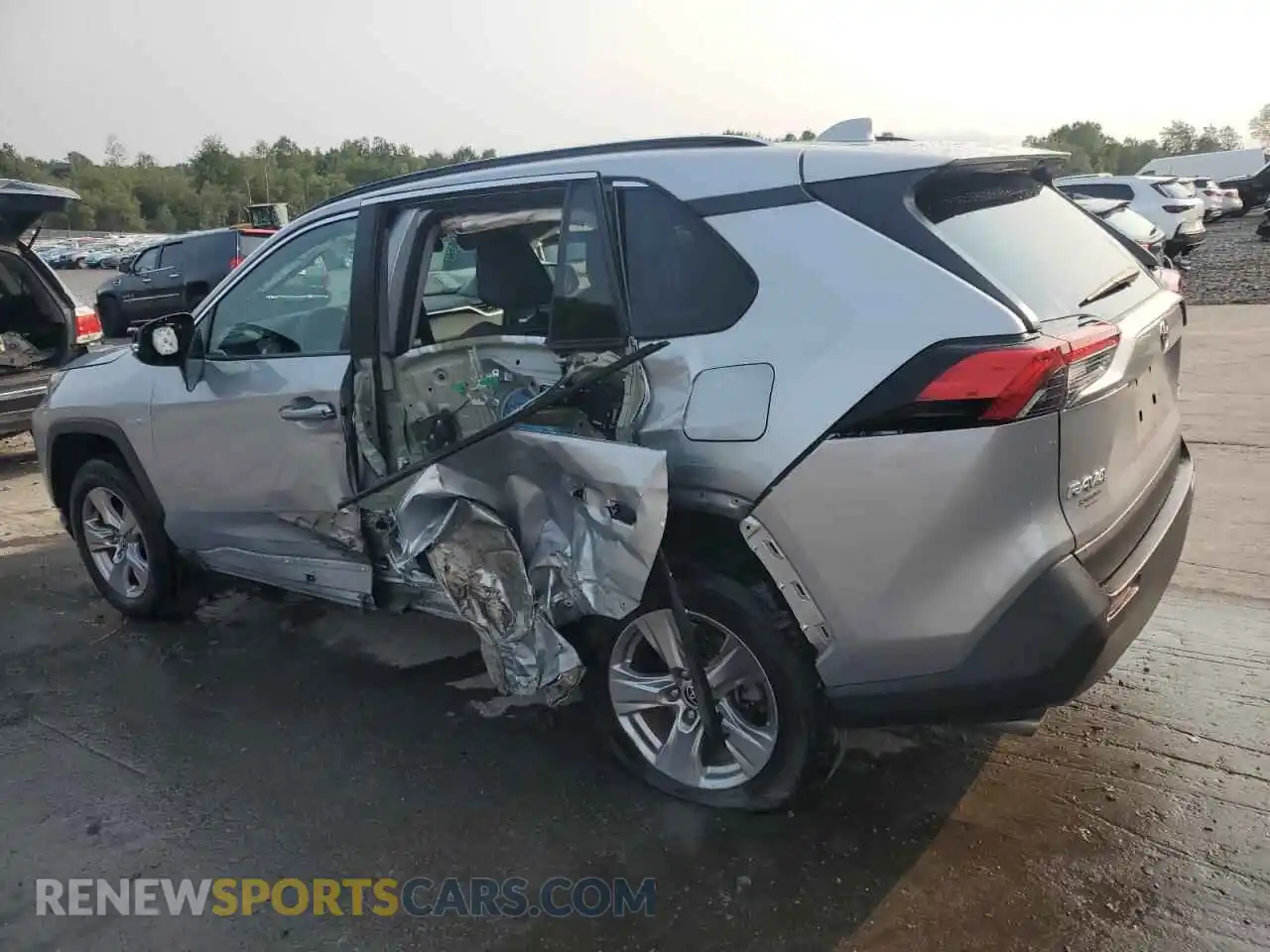 2 Photograph of a damaged car 2T3P1RFV3PW372067 TOYOTA RAV4 2023