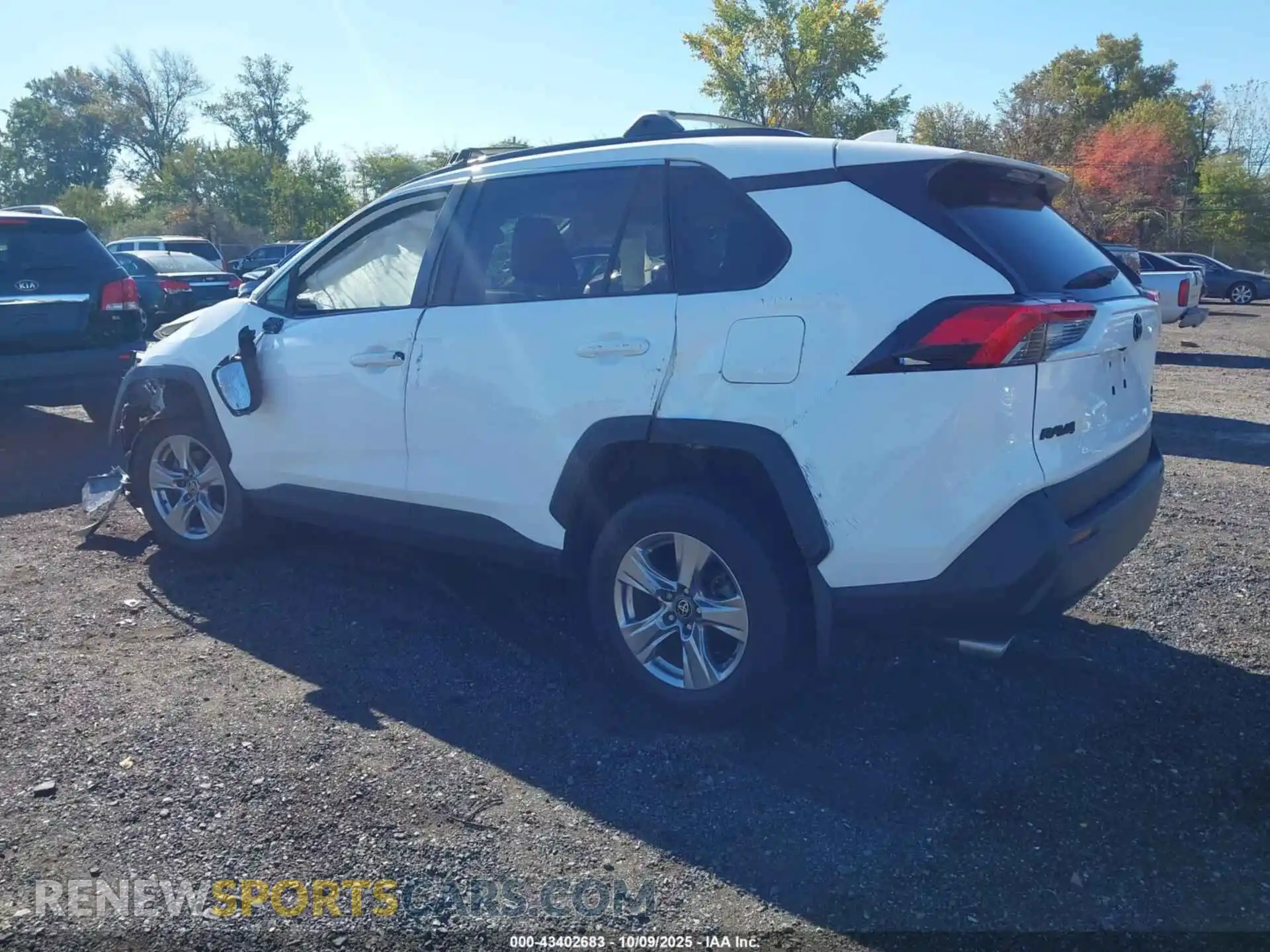 3 Photograph of a damaged car 2T3P1RFV4PC358695 TOYOTA RAV4 2023