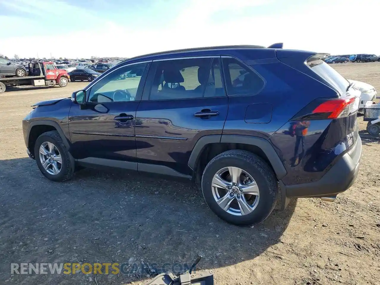 2 fotografías del automóvil dañado 2T3P1RFV4PW366326 TOYOTA RAV4 2023