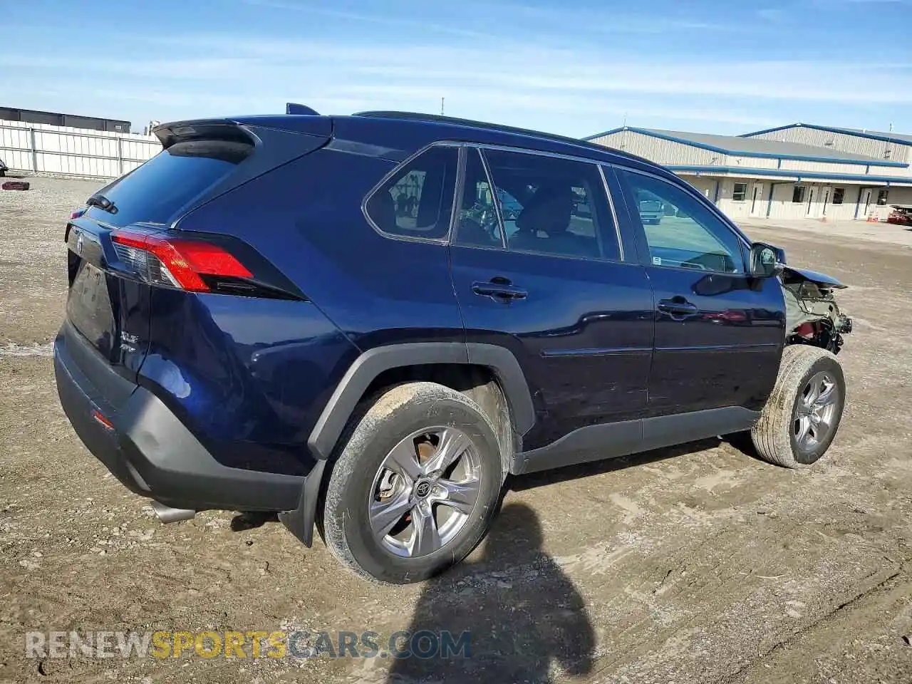 3 fotografías del automóvil dañado 2T3P1RFV4PW366326 TOYOTA RAV4 2023