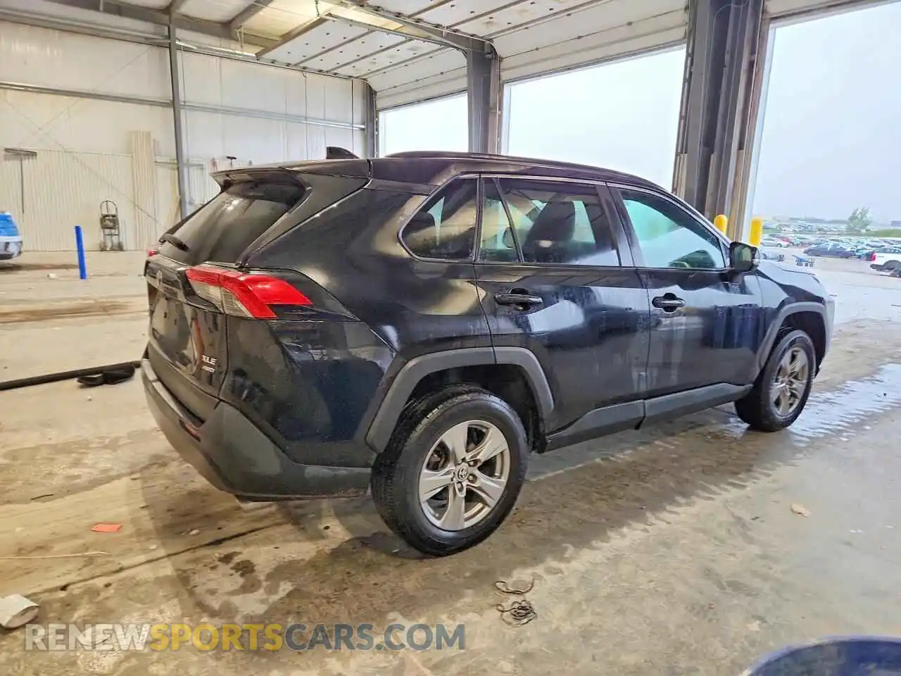 3 fotografías del automóvil dañado 2T3P1RFV4PW370490 TOYOTA RAV4 2023