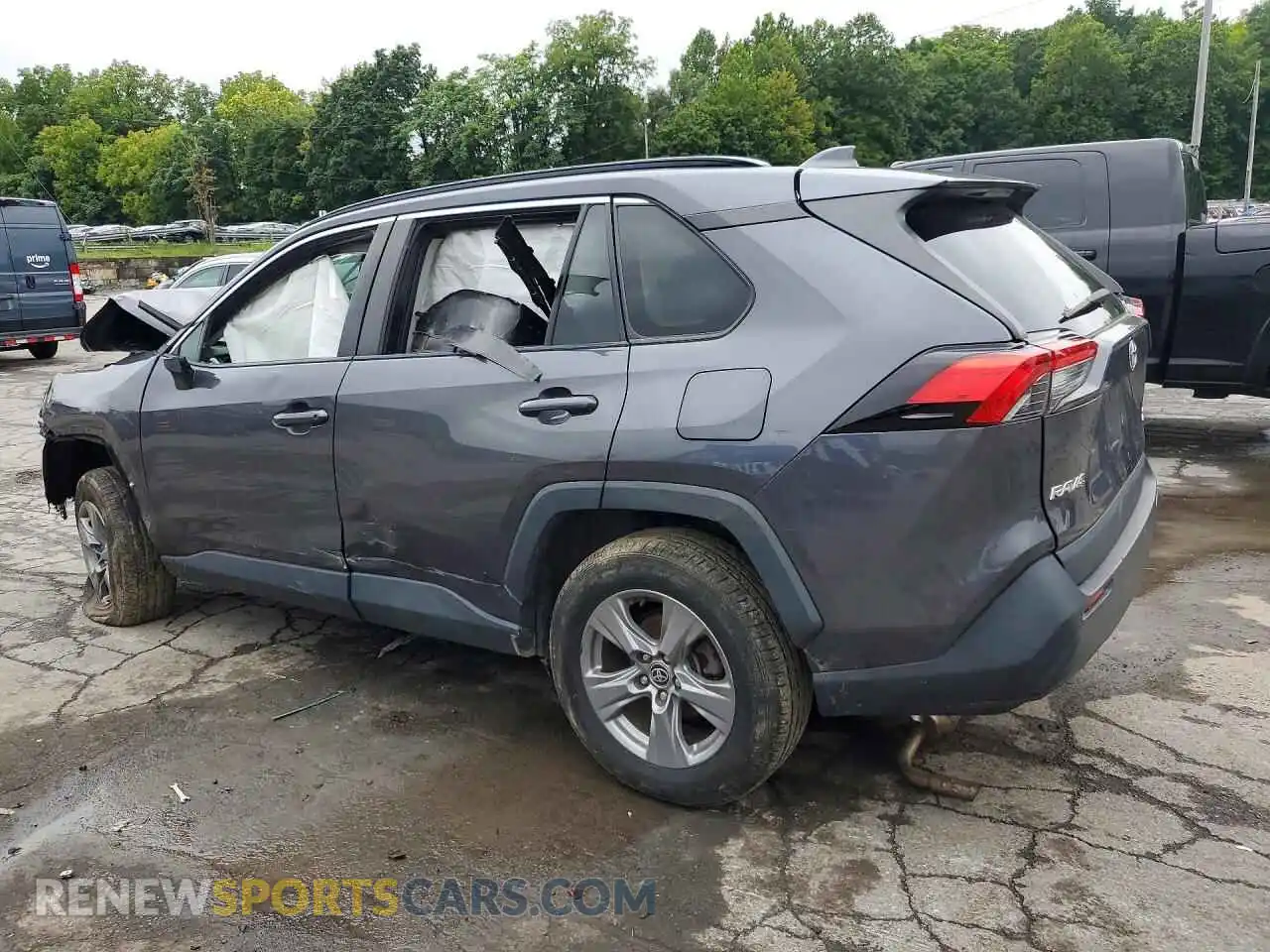2 Photograph of a damaged car 2T3P1RFV4PW377455 TOYOTA RAV4 2023