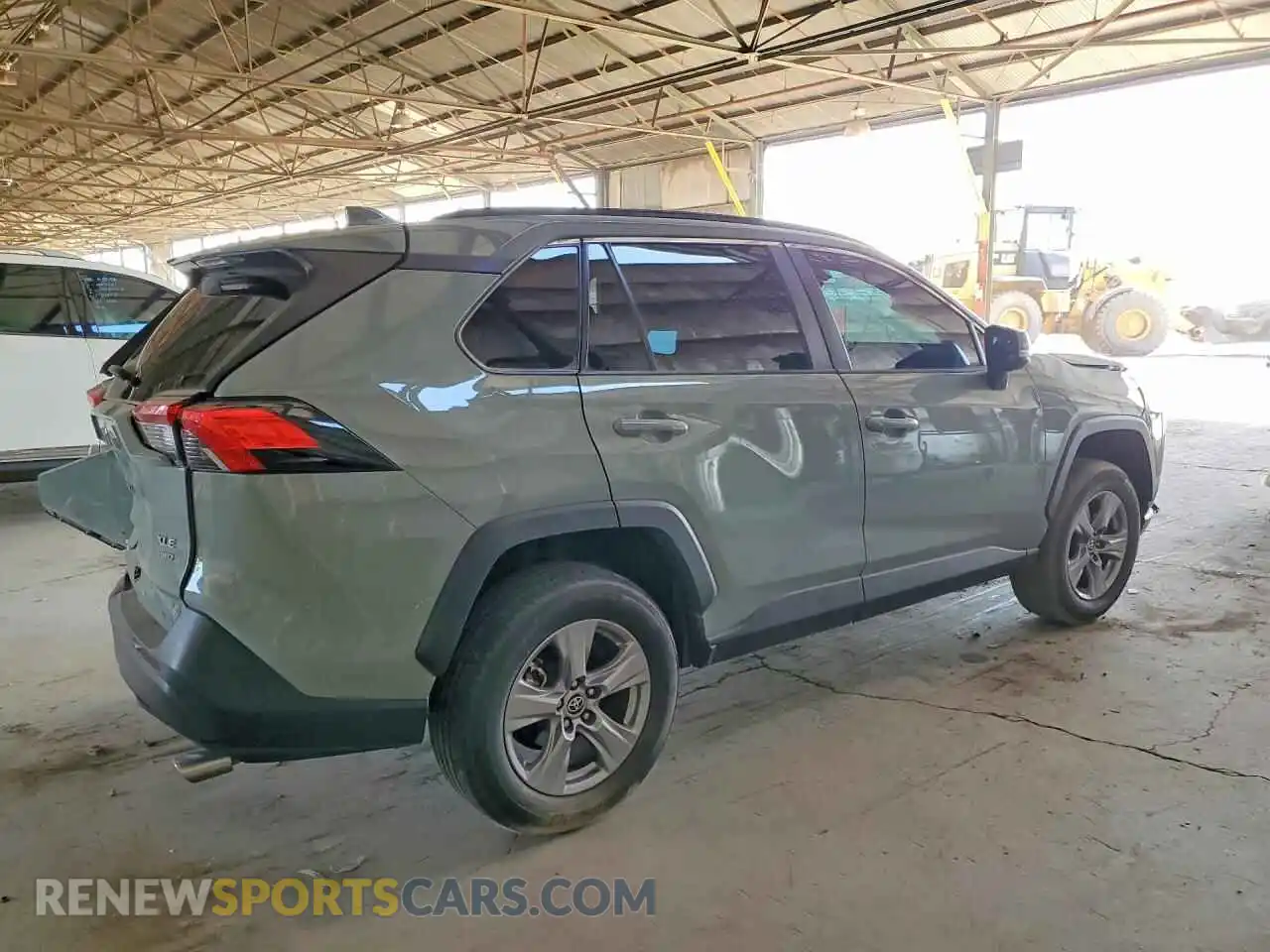 3 Фотография поврежденного автомобиля 2T3P1RFV4PW397768 TOYOTA RAV4 2023