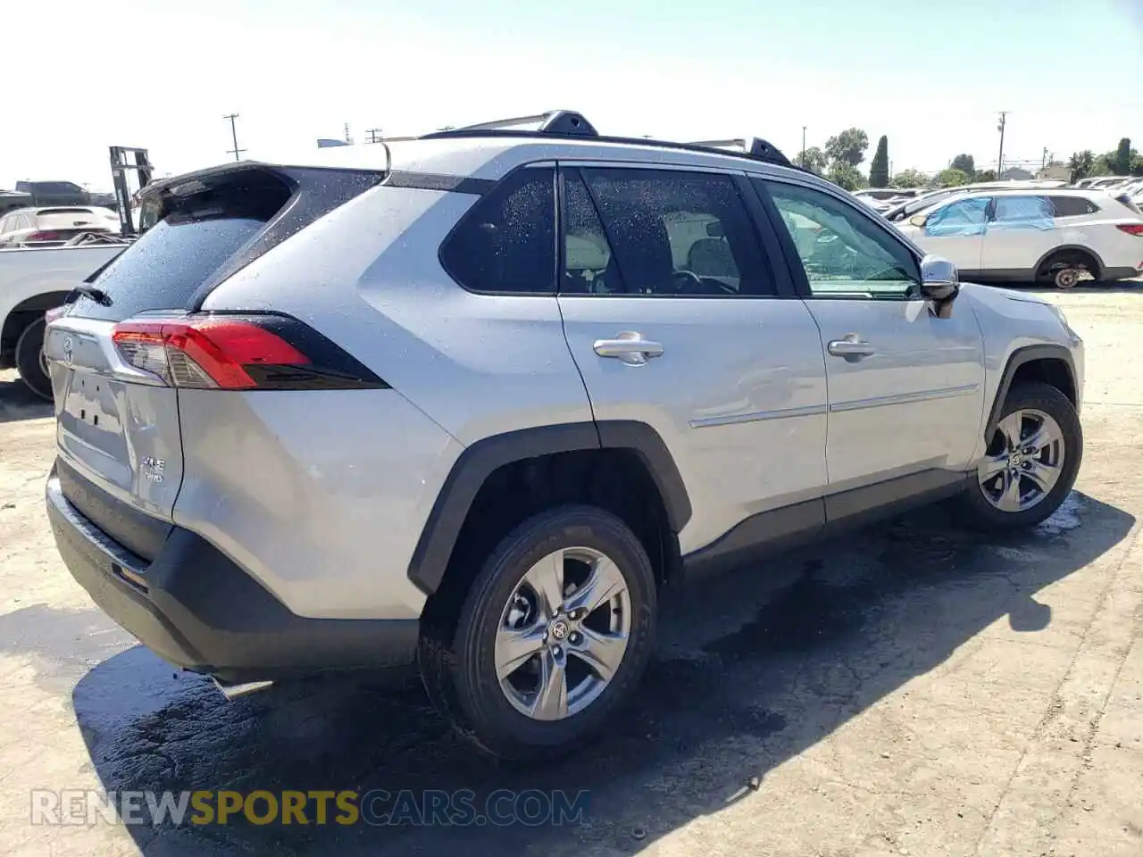 3 Photograph of a damaged car 2T3P1RFV4PW397947 TOYOTA RAV4 2023