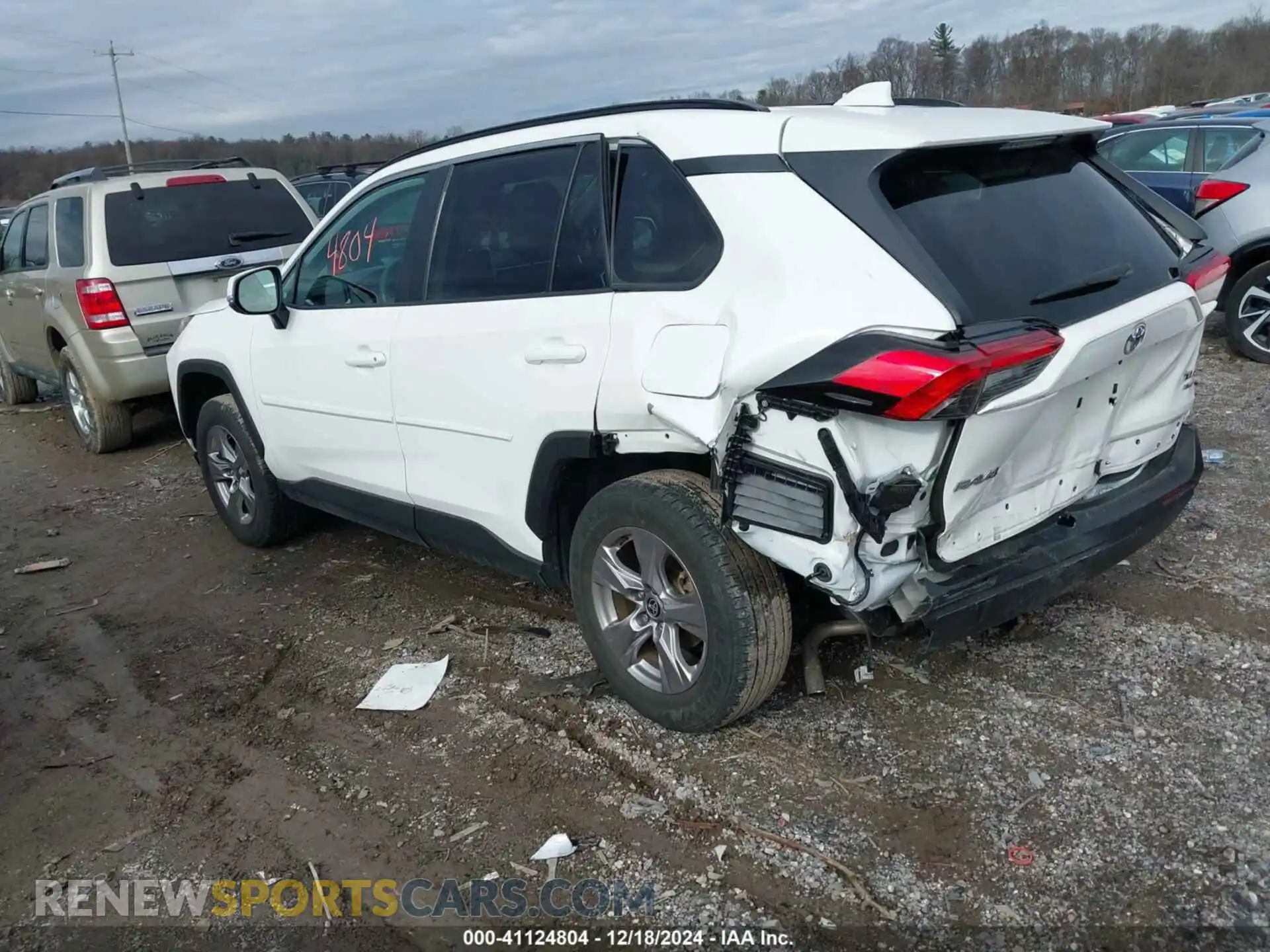3 Photograph of a damaged car 2T3P1RFV5PC335040 TOYOTA RAV4 2023