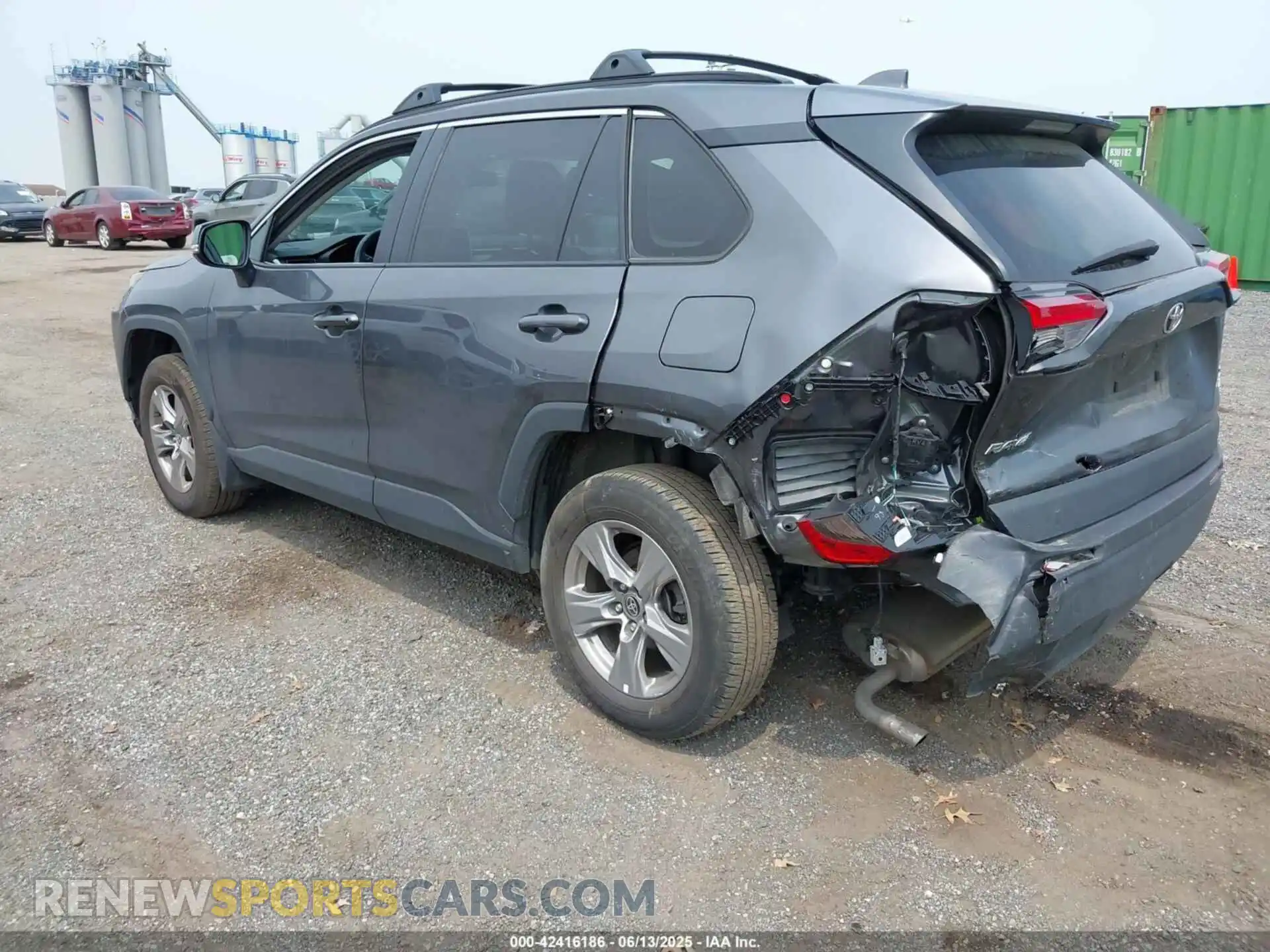 3 Photograph of a damaged car 2T3P1RFV5PC369009 TOYOTA RAV4 2023