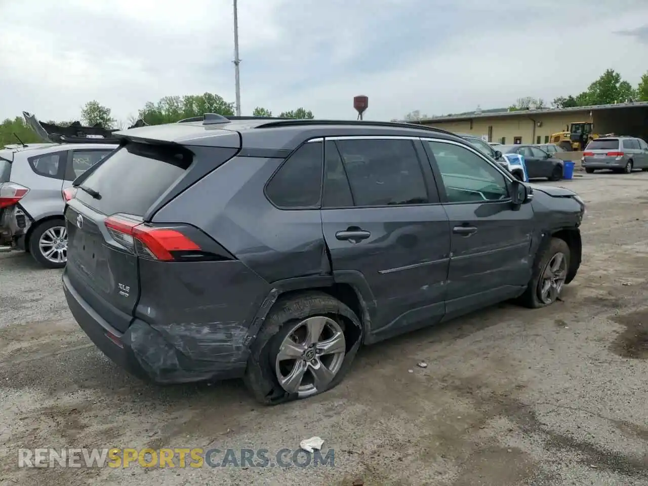 3 Фотография поврежденного автомобиля 2T3P1RFV5PW358560 TOYOTA RAV4 2023