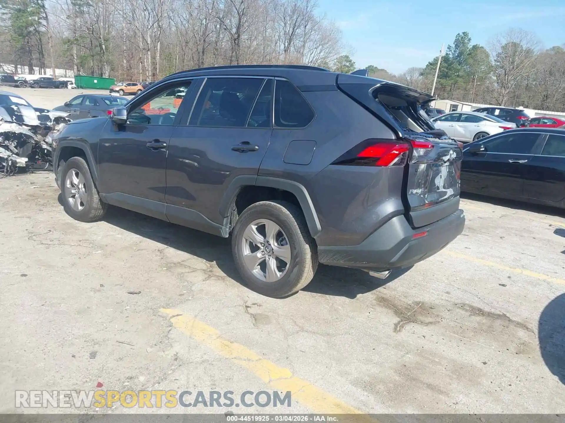 3 fotografías del automóvil dañado 2T3P1RFV5PW376833 TOYOTA RAV4 2023