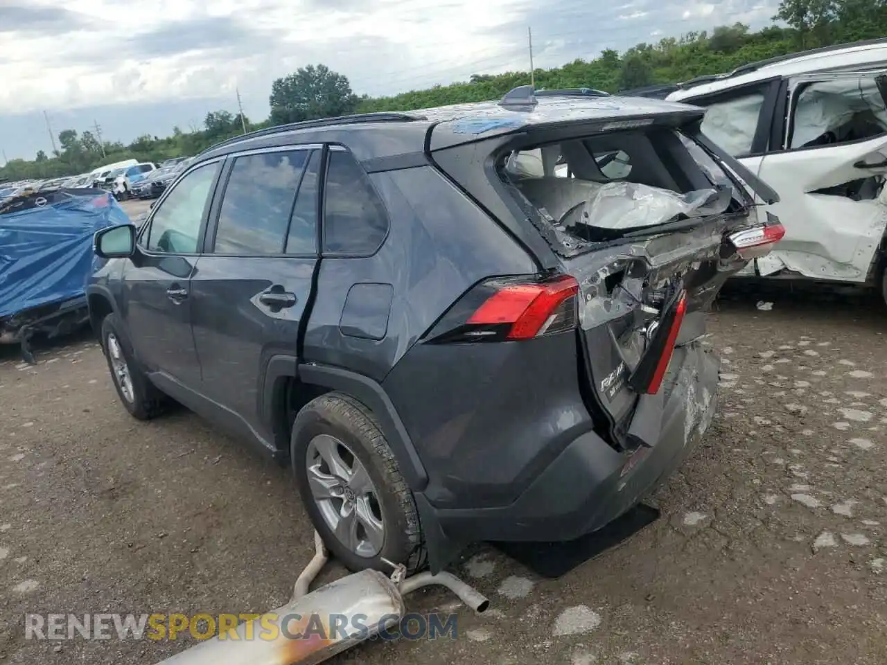 2 Photograph of a damaged car 2T3P1RFV5PW380798 TOYOTA RAV4 2023