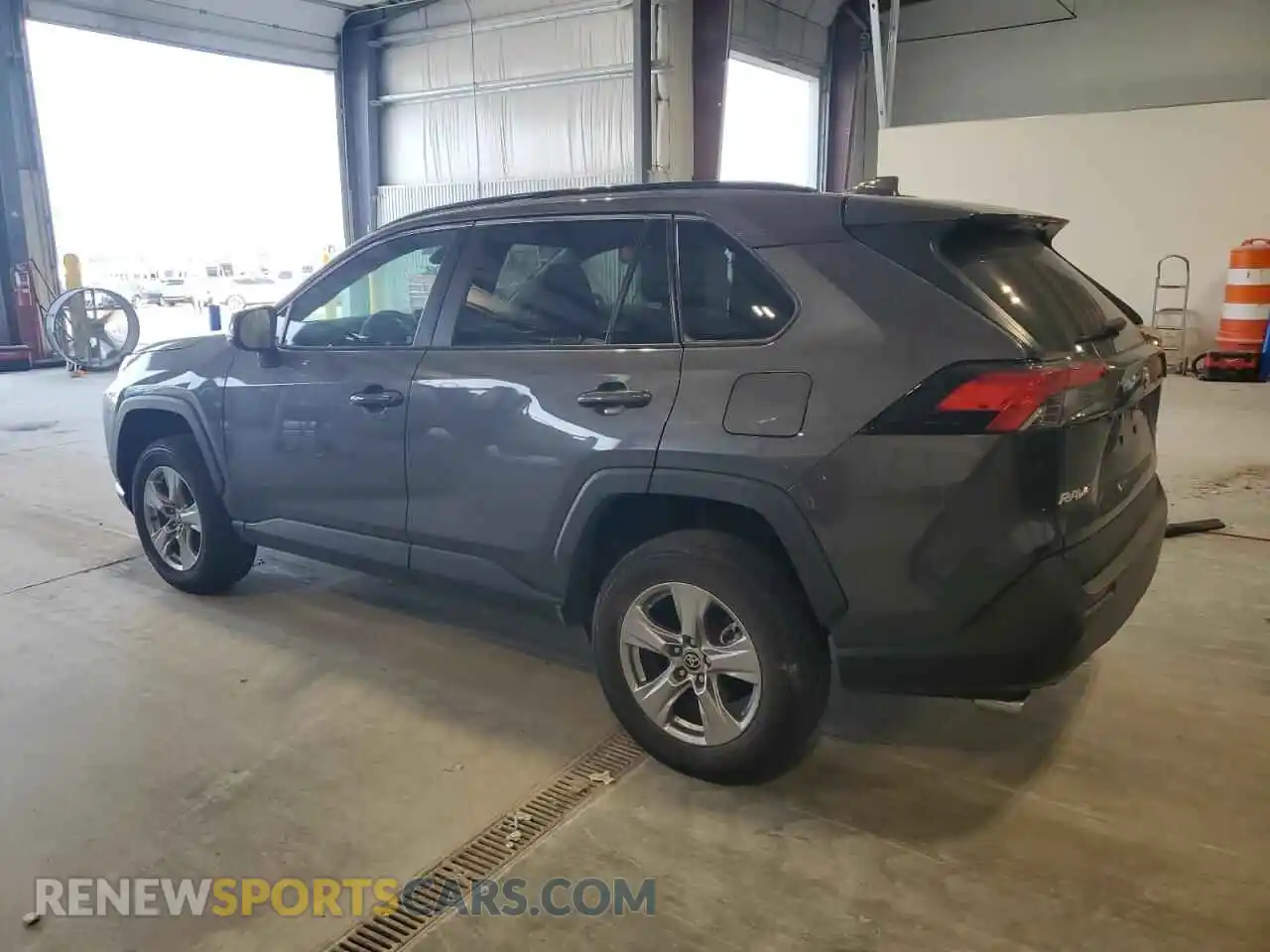 2 Photograph of a damaged car 2T3P1RFV6PW373780 TOYOTA RAV4 2023