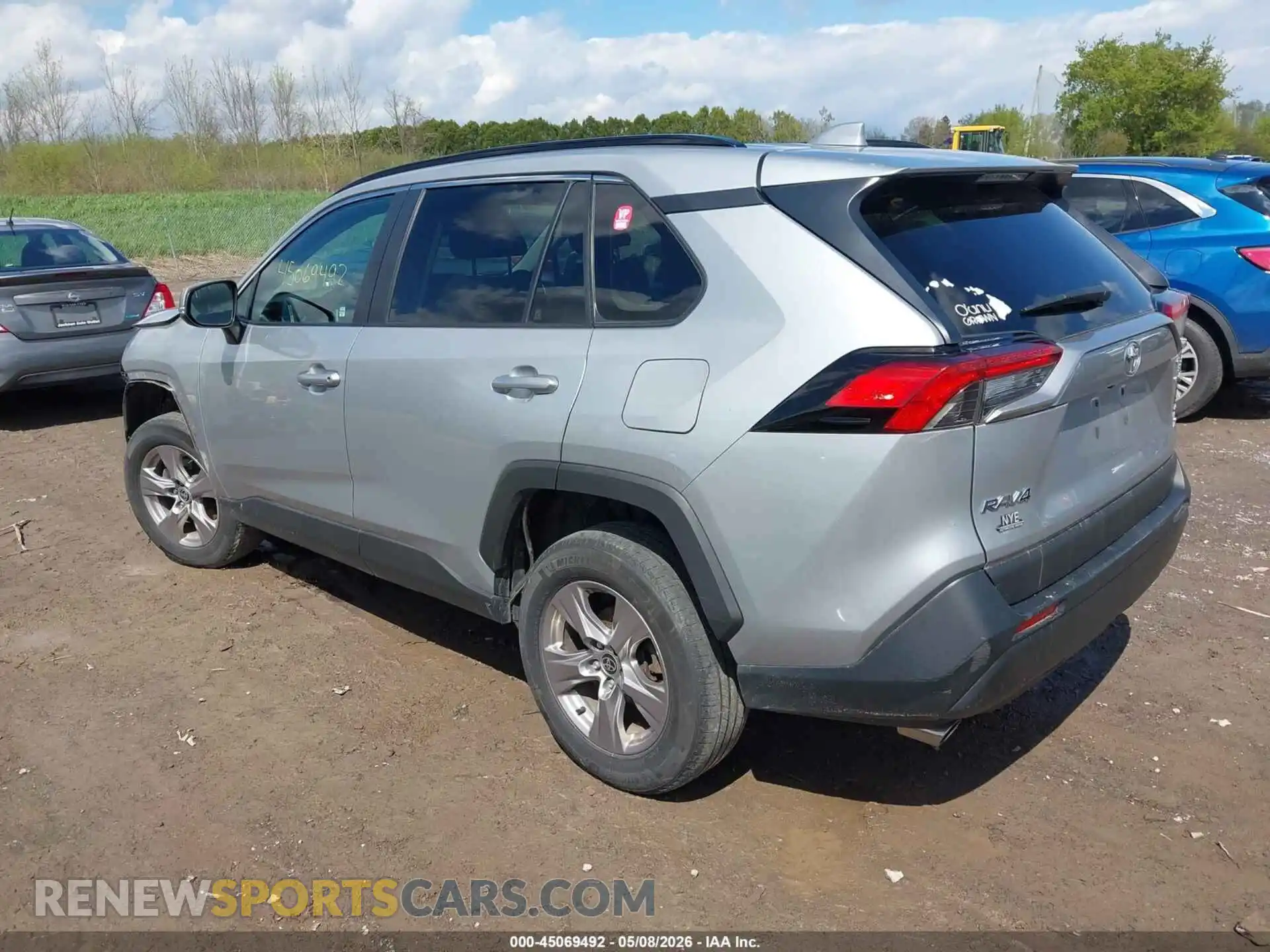 3 Photograph of a damaged car 2T3P1RFV7PW329271 TOYOTA RAV4 2023