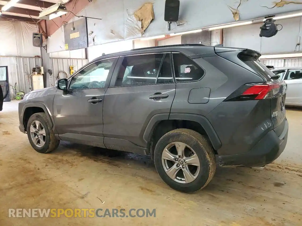 2 Photograph of a damaged car 2T3P1RFV7PW342912 TOYOTA RAV4 2023
