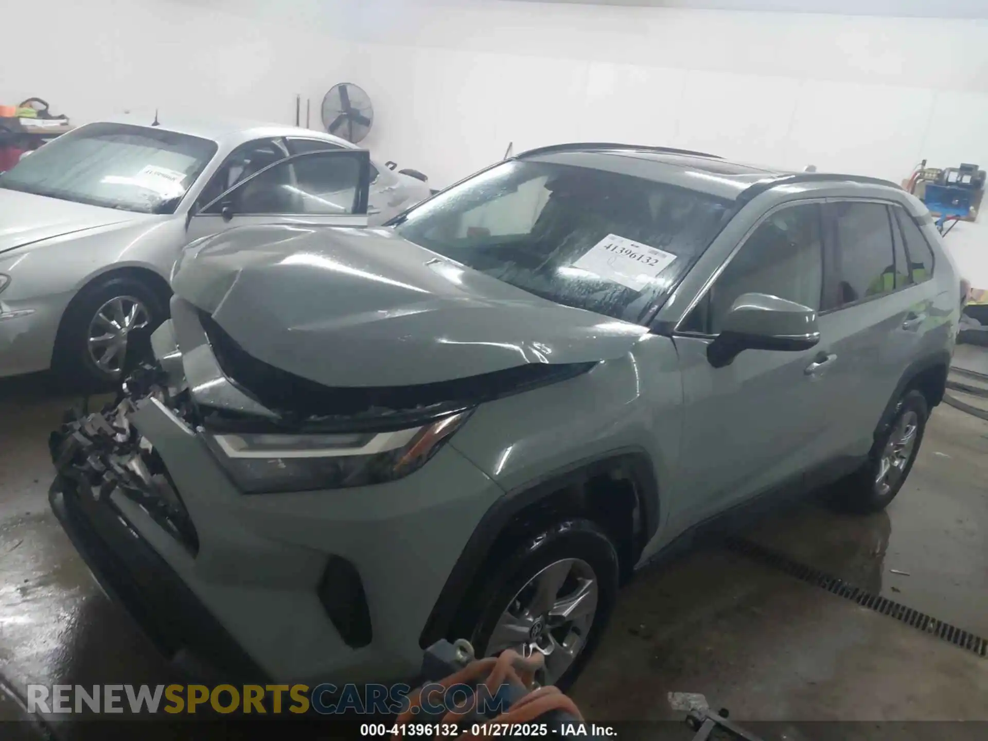 2 Photograph of a damaged car 2T3P1RFV7PW356468 TOYOTA RAV4 2023