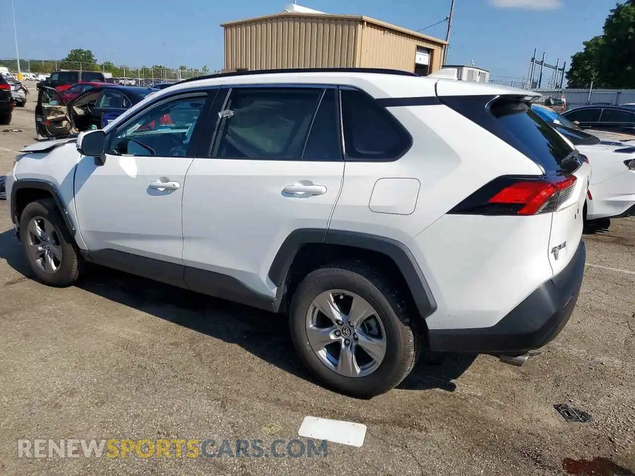 2 fotografías del automóvil dañado 2T3P1RFV7PW397148 TOYOTA RAV4 2023