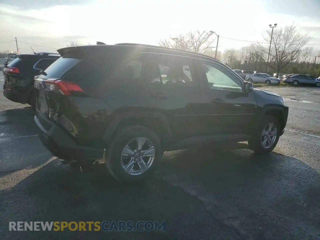 3 Photograph of a damaged car 2T3P1RFV8PC325098 TOYOTA RAV4 2023