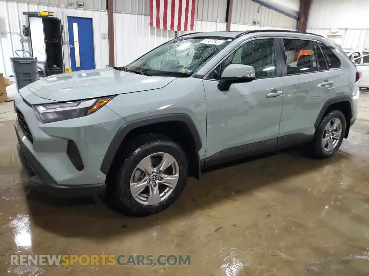 1 Photograph of a damaged car 2T3P1RFV8PW352641 TOYOTA RAV4 2023
