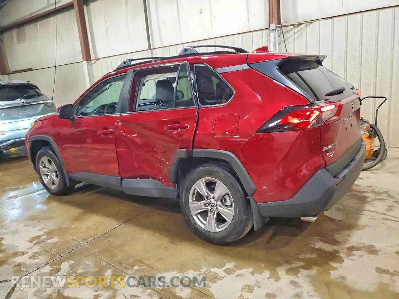 2 Photograph of a damaged car 2T3P1RFV8PW361534 TOYOTA RAV4 2023