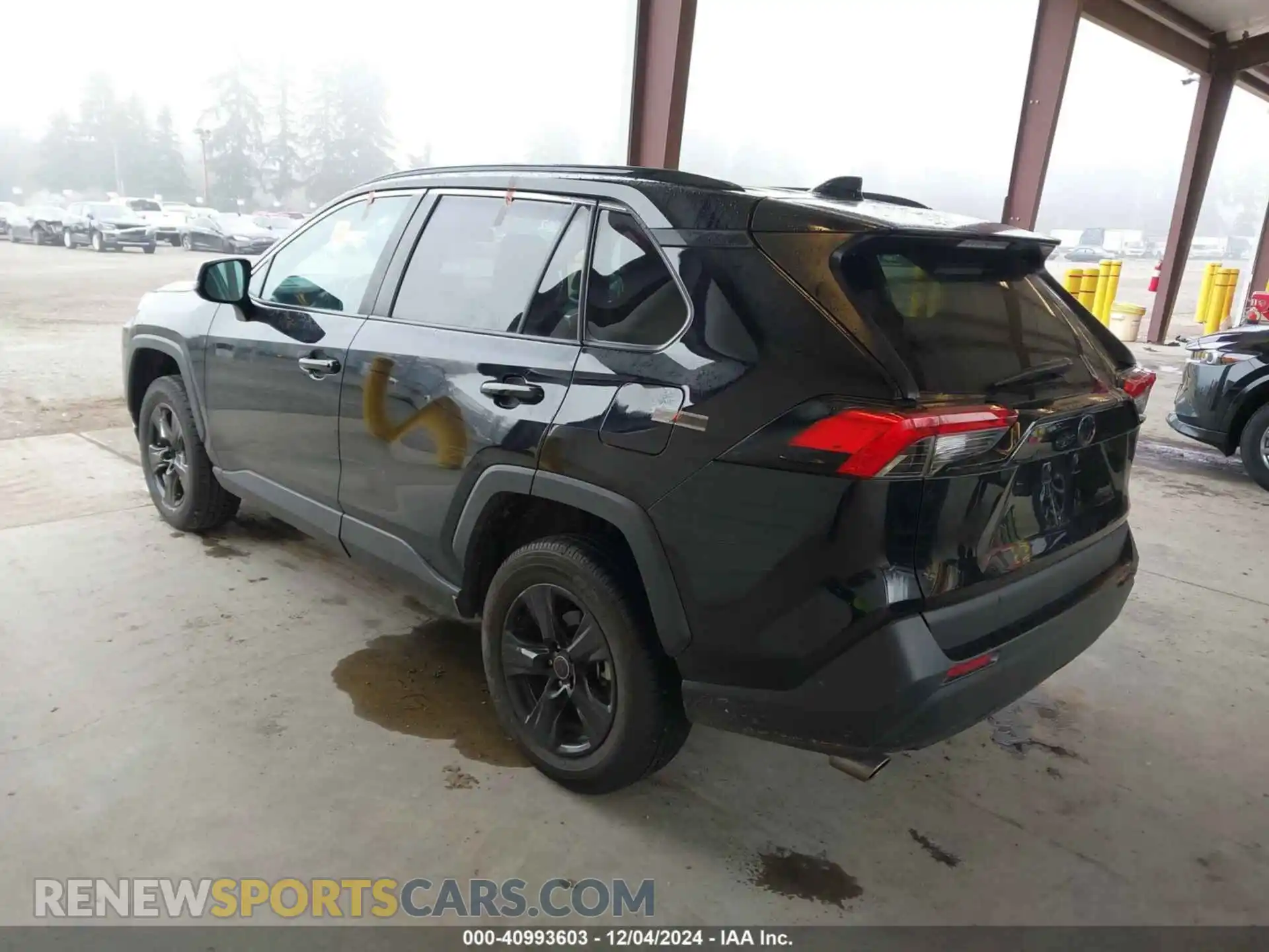 3 Photograph of a damaged car 2T3P1RFV9PC354108 TOYOTA RAV4 2023