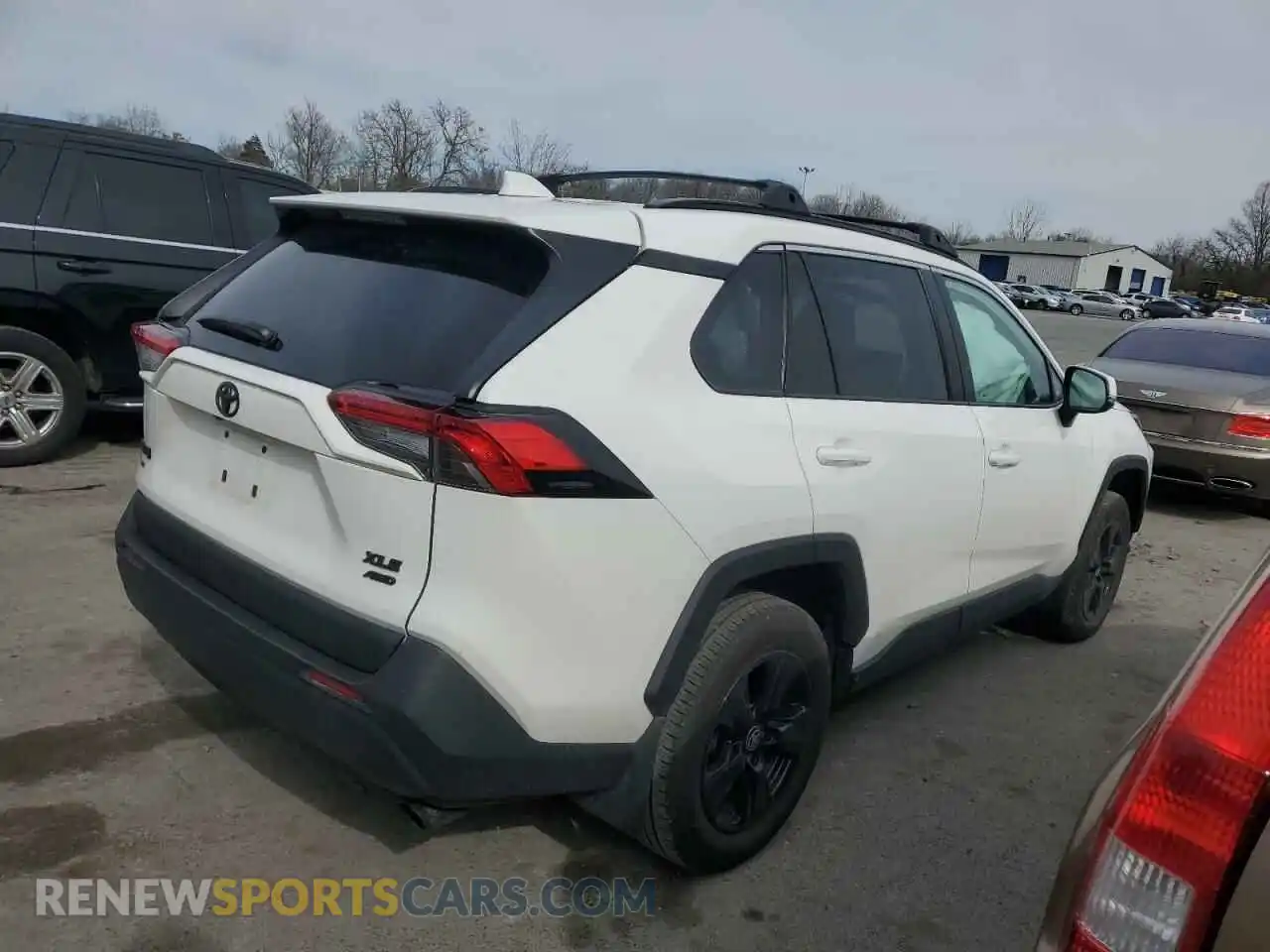 3 Photograph of a damaged car 2T3P1RFV9PC390400 TOYOTA RAV4 2023