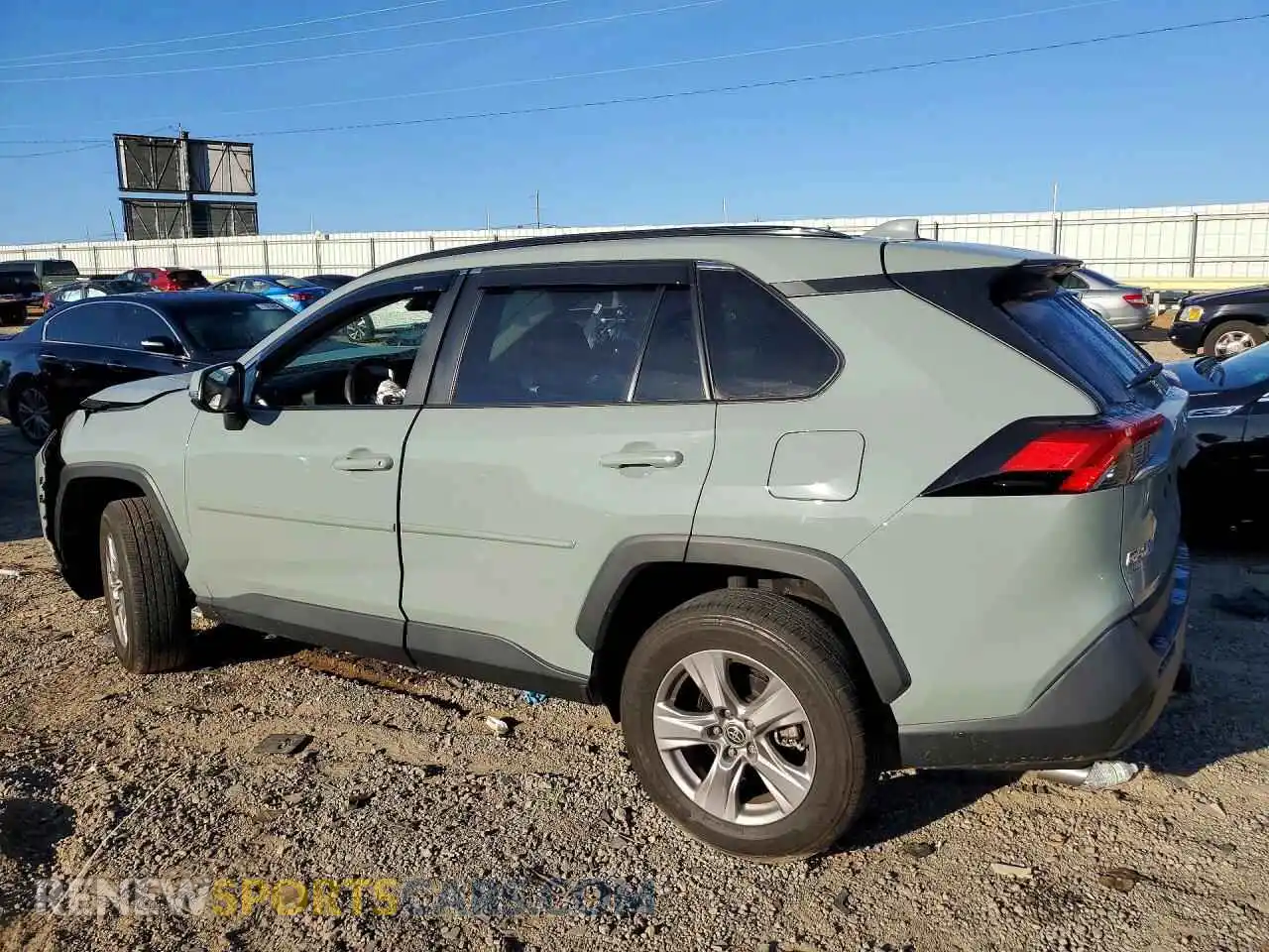 2 fotografías del automóvil dañado 2T3P1RFV9PW355662 TOYOTA RAV4 2023