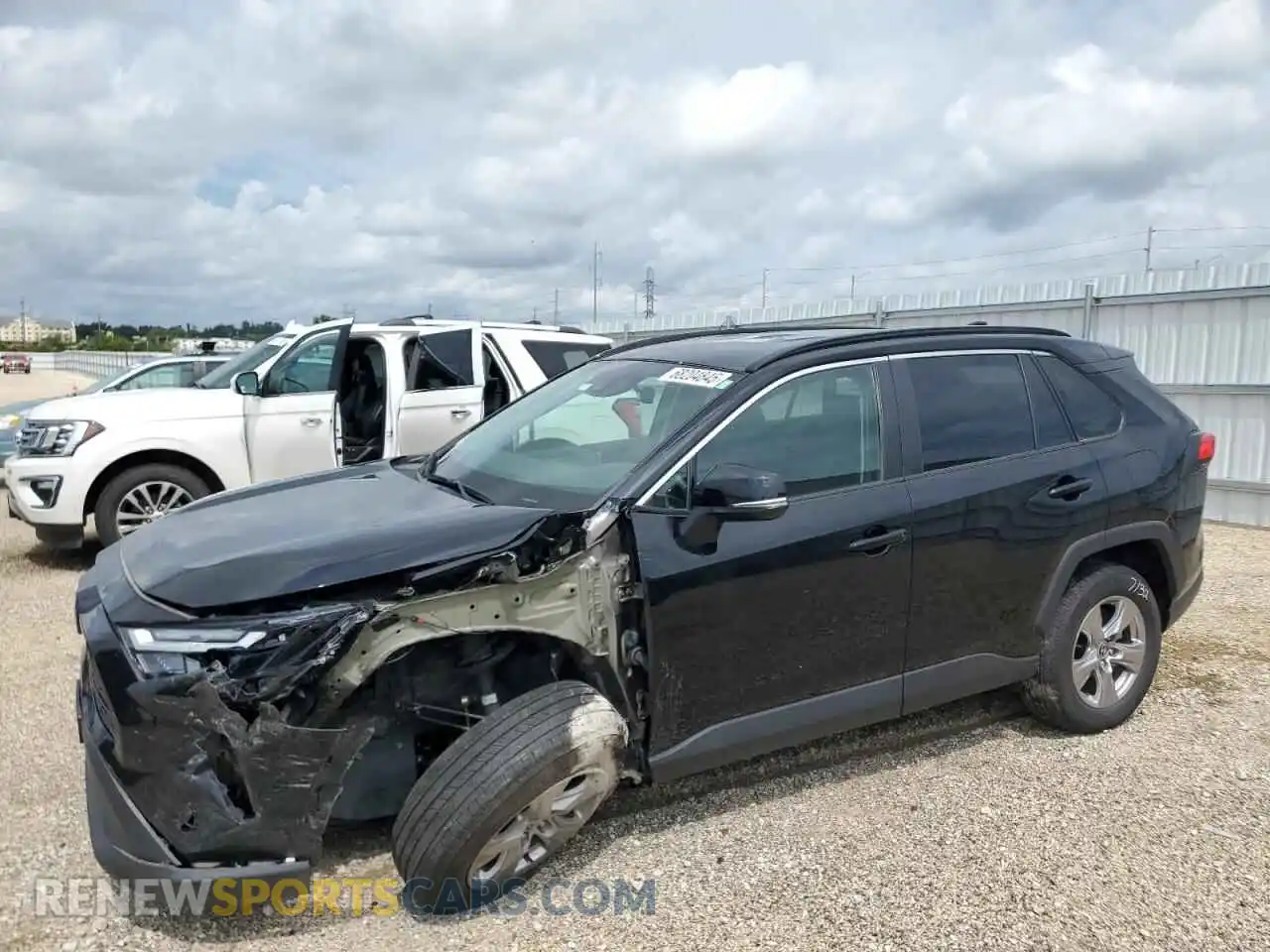 1 Photograph of a damaged car 2T3P1RFV9PW356438 TOYOTA RAV4 2023