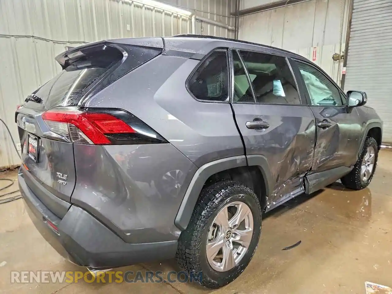 3 Photograph of a damaged car 2T3P1RFV9PW359565 TOYOTA RAV4 2023