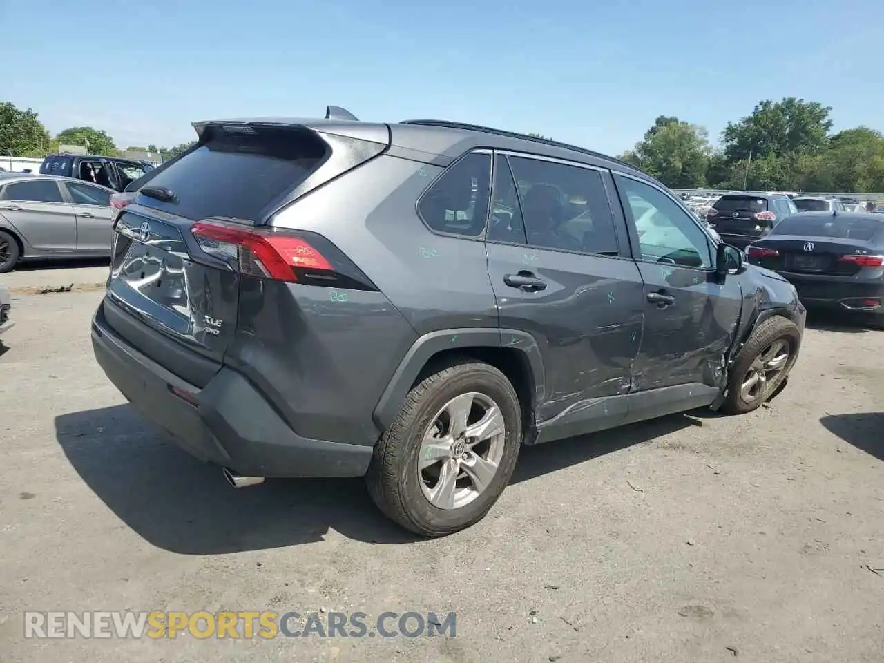 3 Photograph of a damaged car 2T3P1RFV9PW375622 TOYOTA RAV4 2023