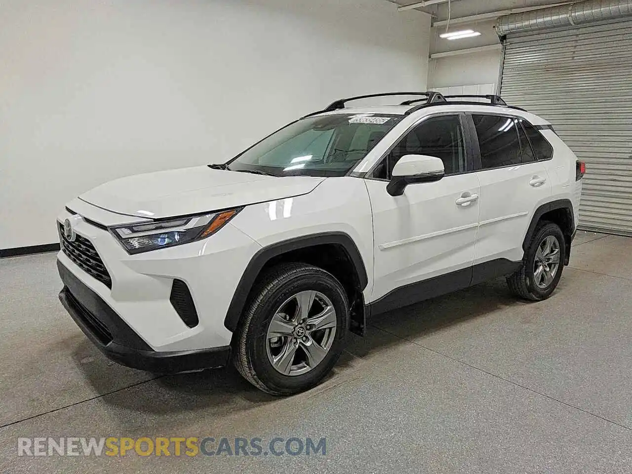 1 Photograph of a damaged car 2T3P1RFV9PW402804 TOYOTA RAV4 2023