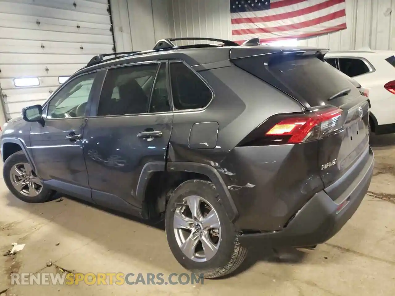 2 Photograph of a damaged car 2T3P1RFVXPC334305 TOYOTA RAV4 2023