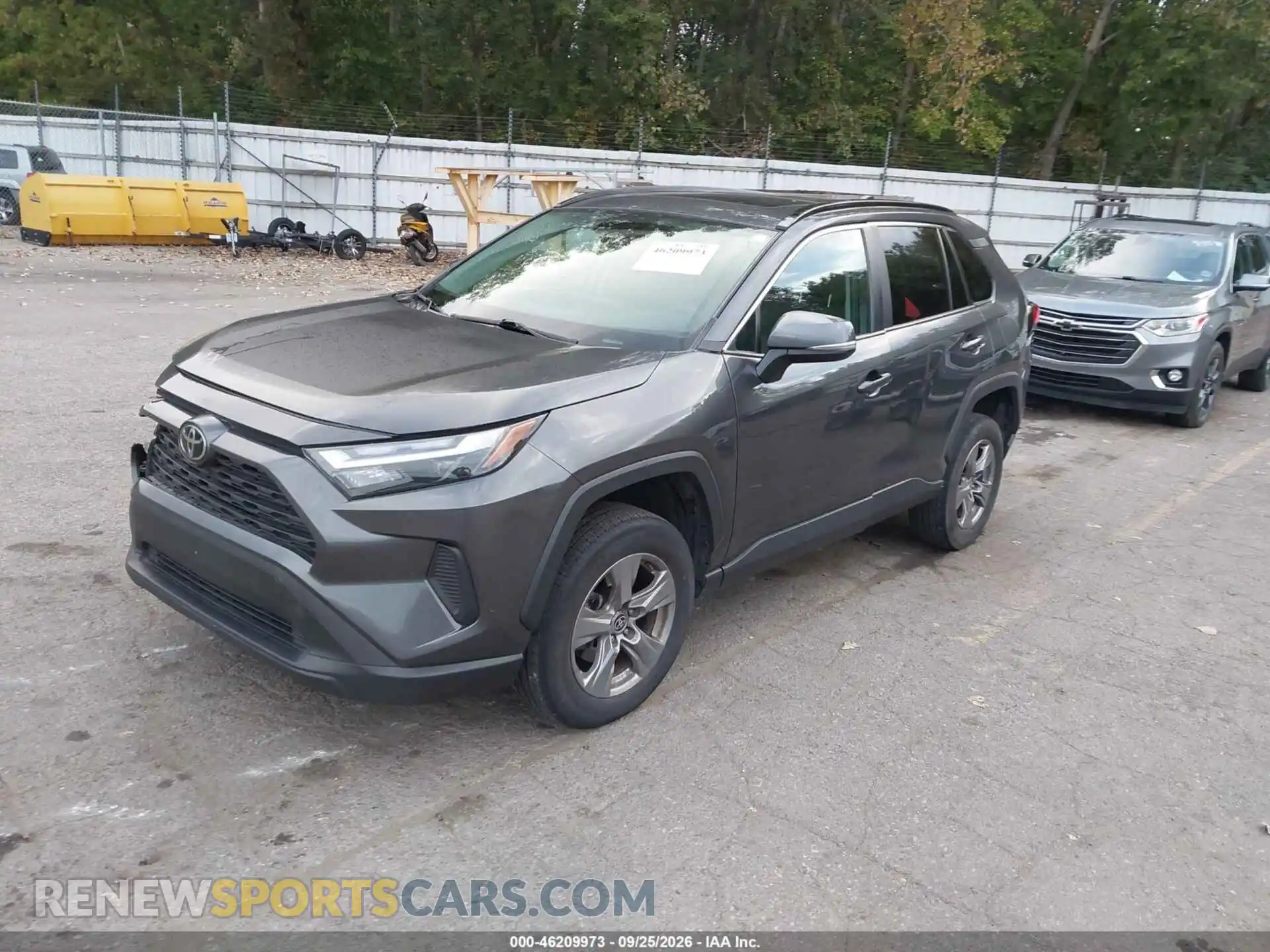 2 fotografías del automóvil dañado 2T3P1RFVXPC388283 TOYOTA RAV4 2023