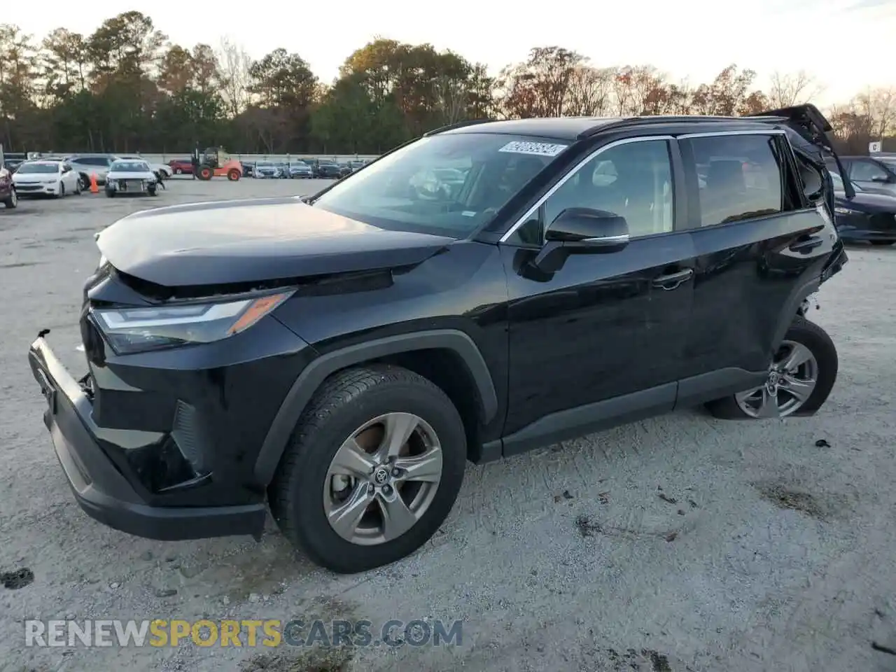 1 Photograph of a damaged car 2T3P1RFVXPW390940 TOYOTA RAV4 2023