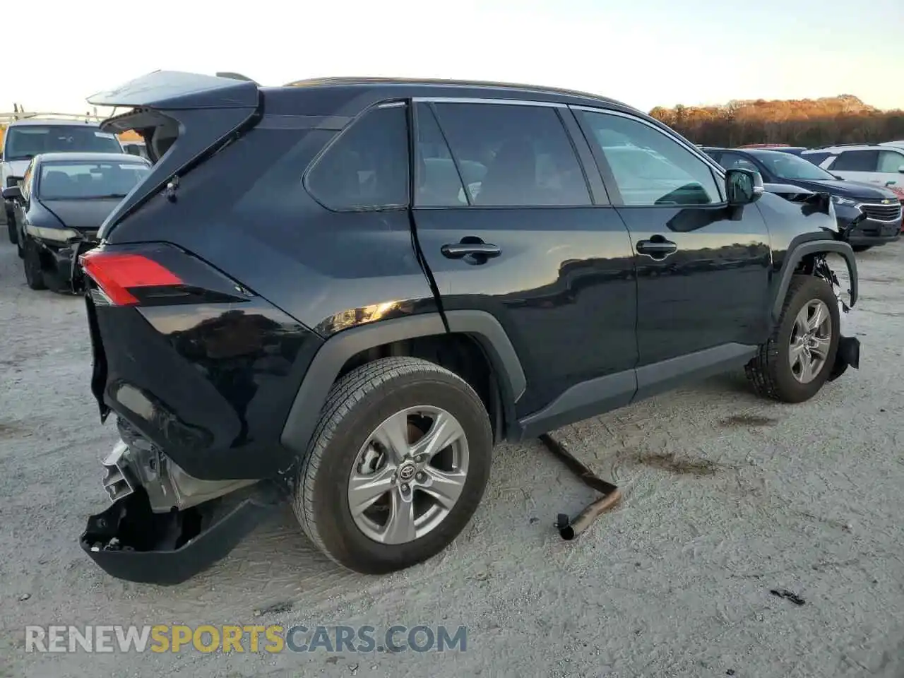3 Photograph of a damaged car 2T3P1RFVXPW390940 TOYOTA RAV4 2023