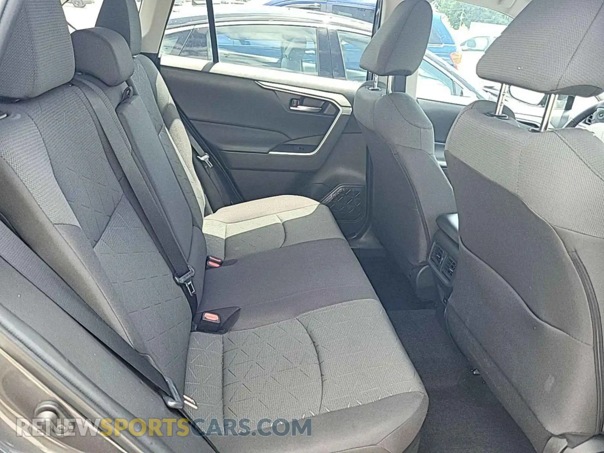 3 Photograph of a damaged car 2T3RWRFV6PW172682 TOYOTA RAV4 2023