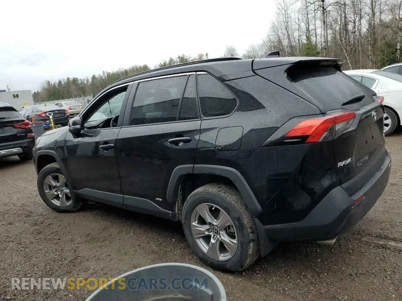 2 Photograph of a damaged car 2T3RWRFV8PW169461 TOYOTA RAV4 2023