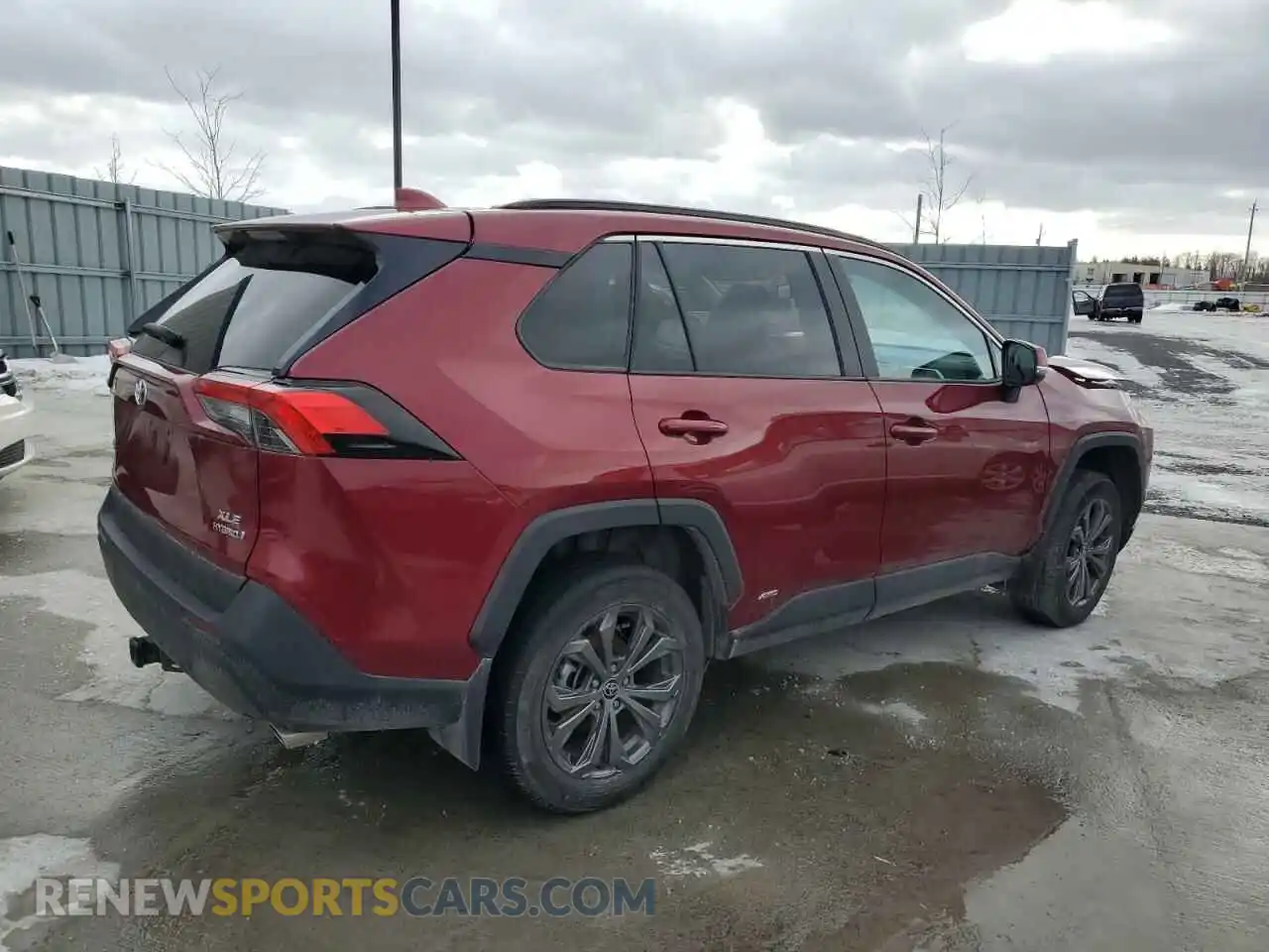 3 Photograph of a damaged car 2T3RWRFV9PW168075 TOYOTA RAV4 2023