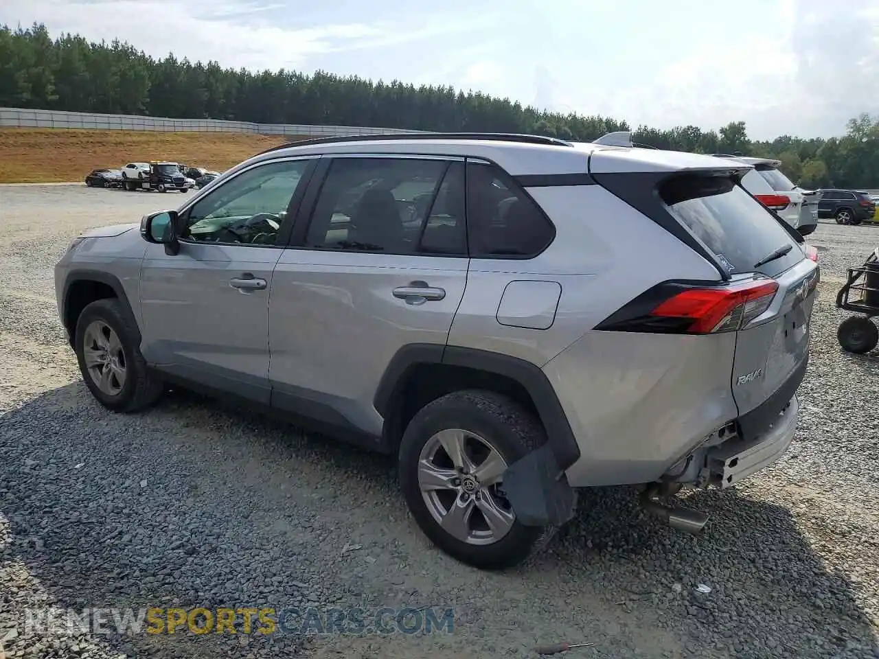 2 Фотография поврежденного автомобиля 2T3W1RFV0PC220888 TOYOTA RAV4 2023