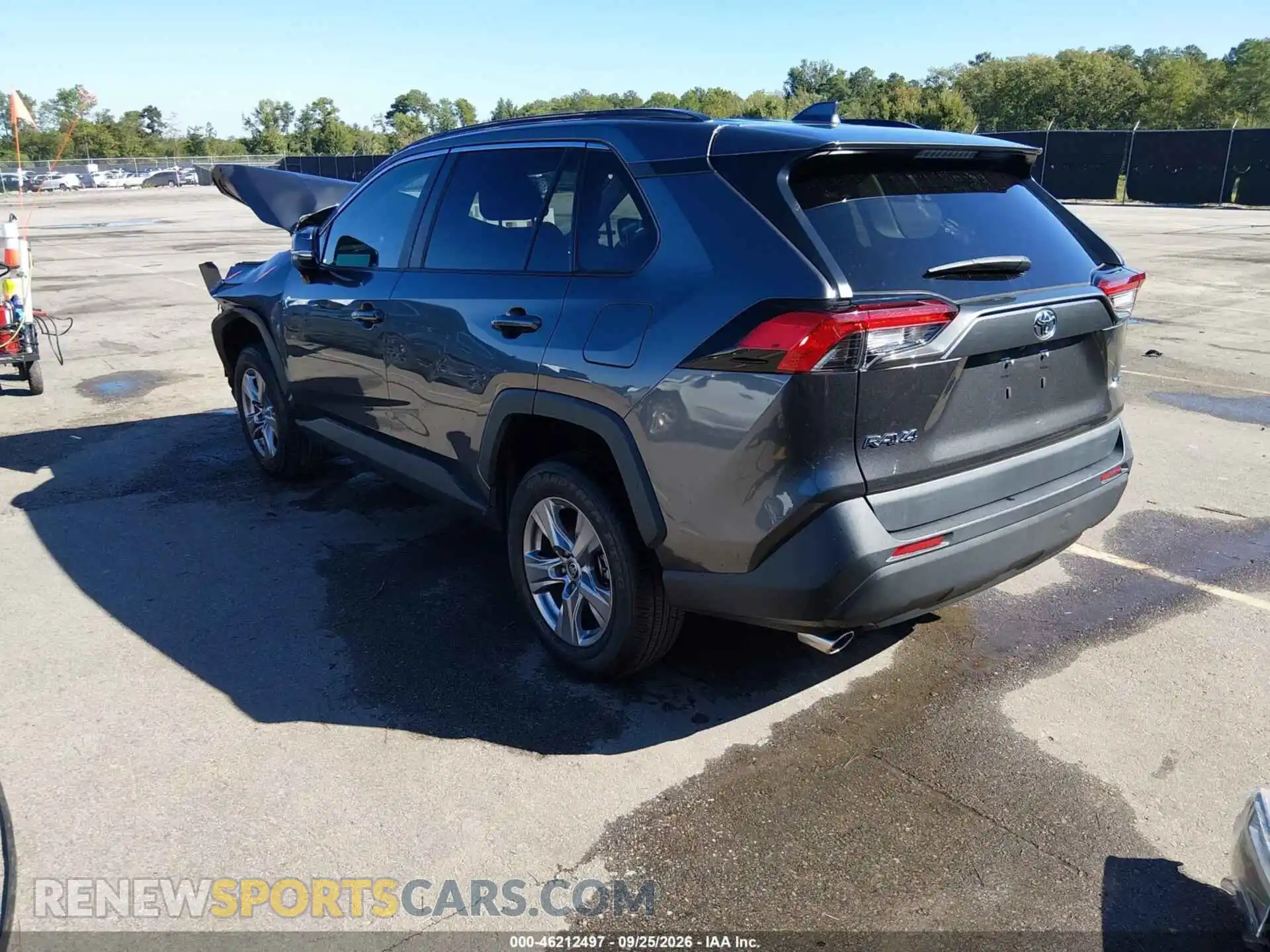3 Фотография поврежденного автомобиля 2T3W1RFV0PC232894 TOYOTA RAV4 2023