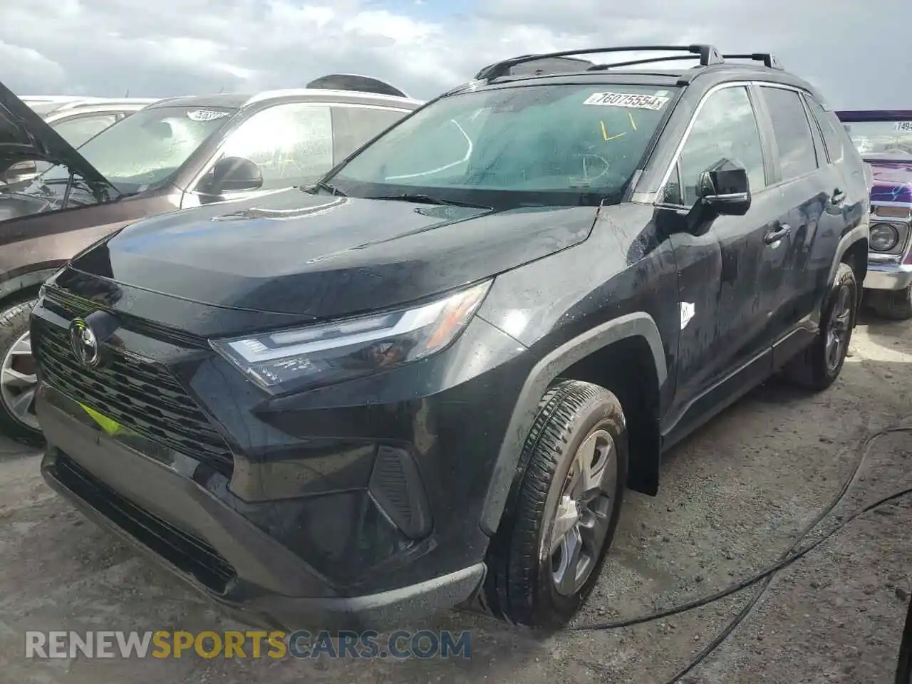 1 Photograph of a damaged car 2T3W1RFV2PC246523 TOYOTA RAV4 2023