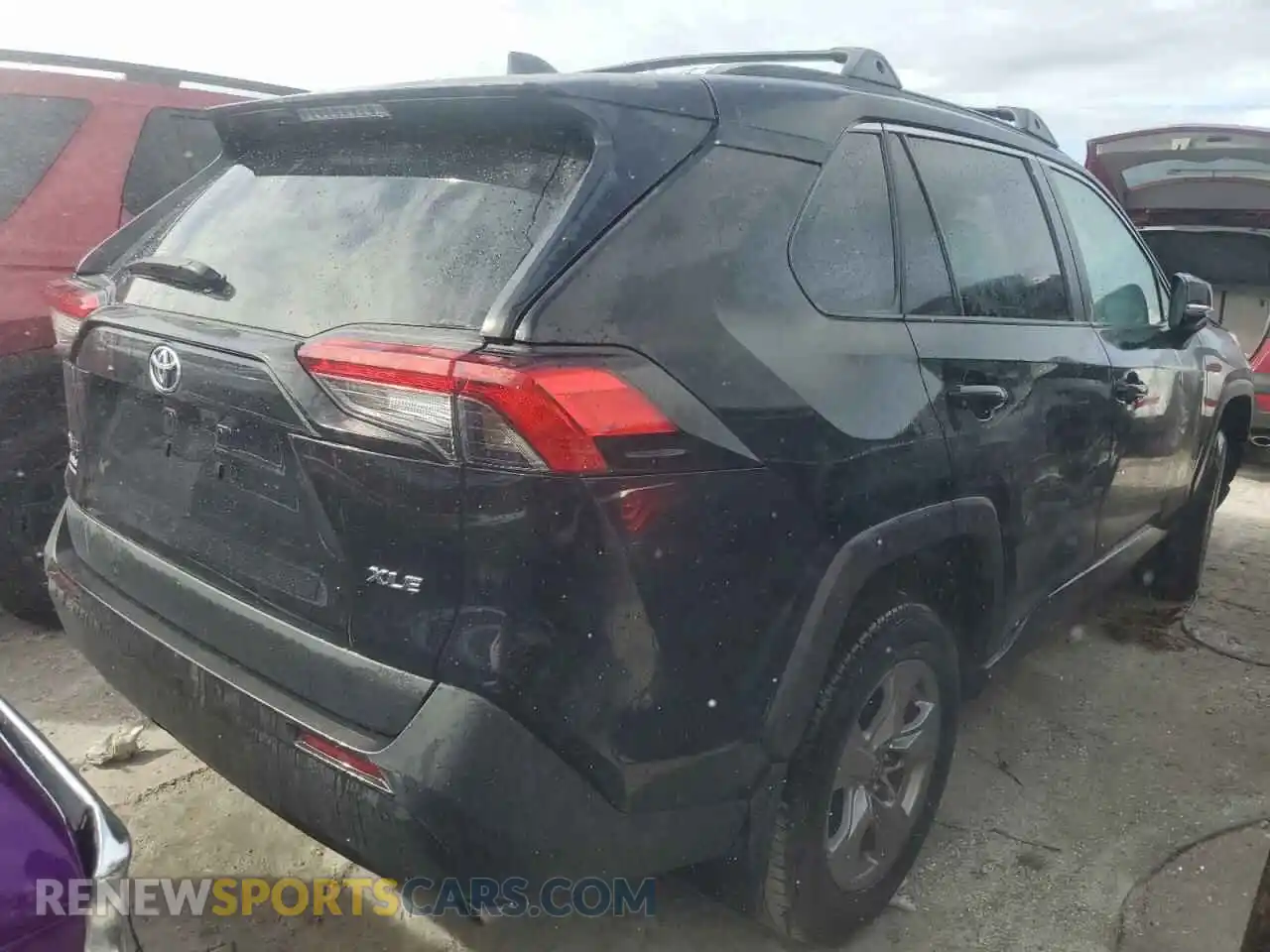 3 Photograph of a damaged car 2T3W1RFV2PC246523 TOYOTA RAV4 2023