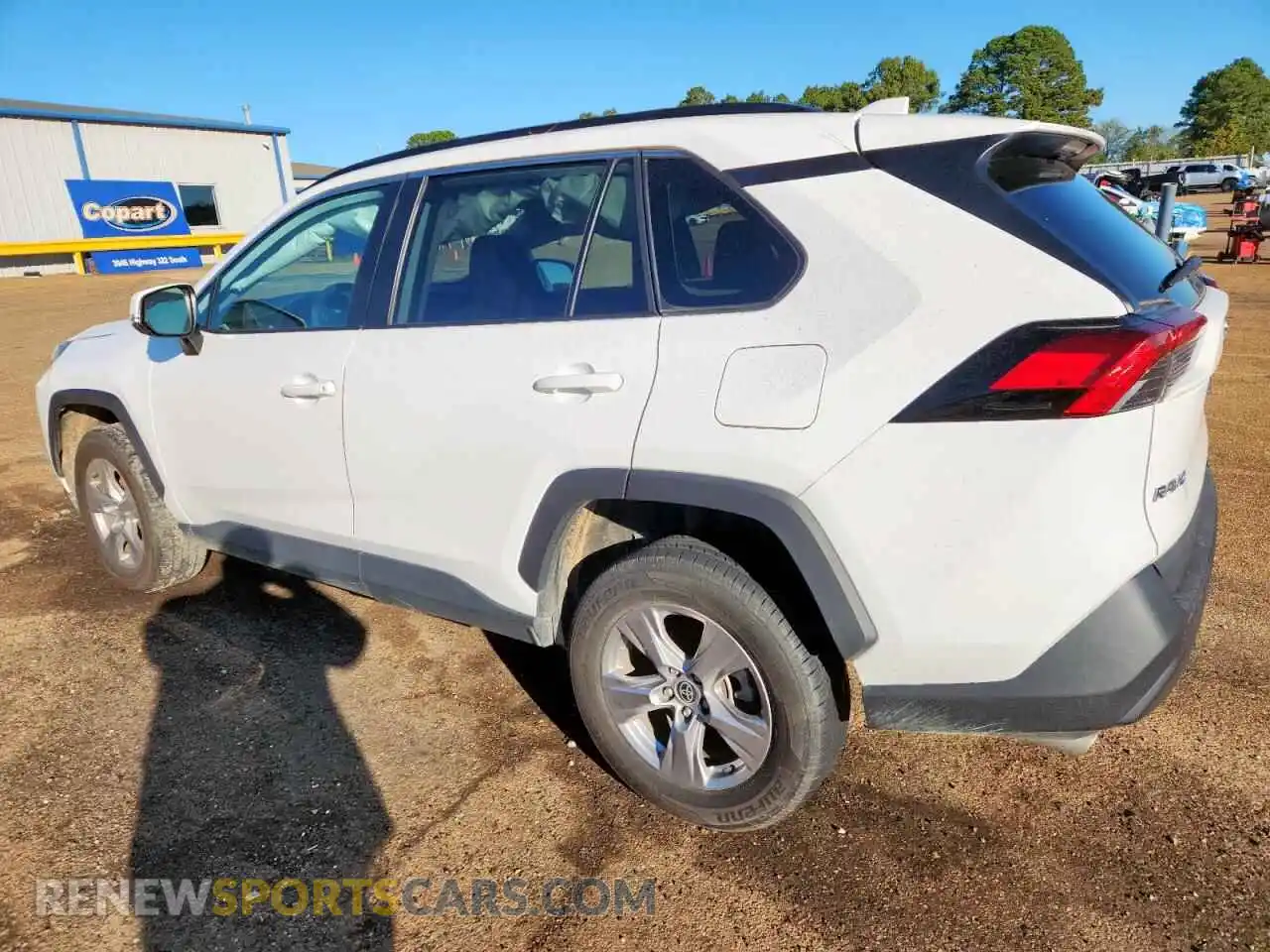 2 Photograph of a damaged car 2T3W1RFV2PW286941 TOYOTA RAV4 2023