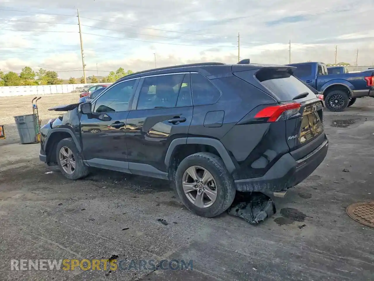 2 Photograph of a damaged car 2T3W1RFV3PC216916 TOYOTA RAV4 2023