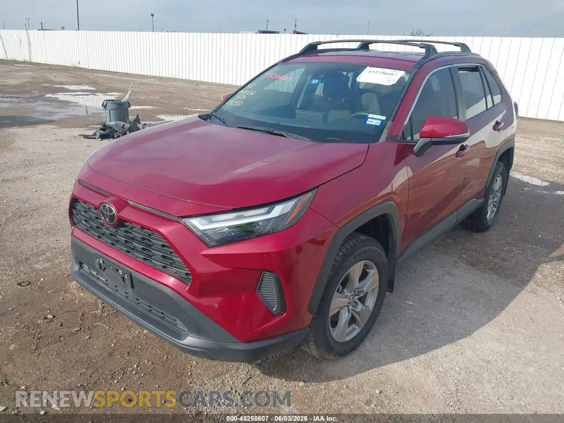 2 Фотография поврежденного автомобиля 2T3W1RFV3PW292330 TOYOTA RAV4 2023