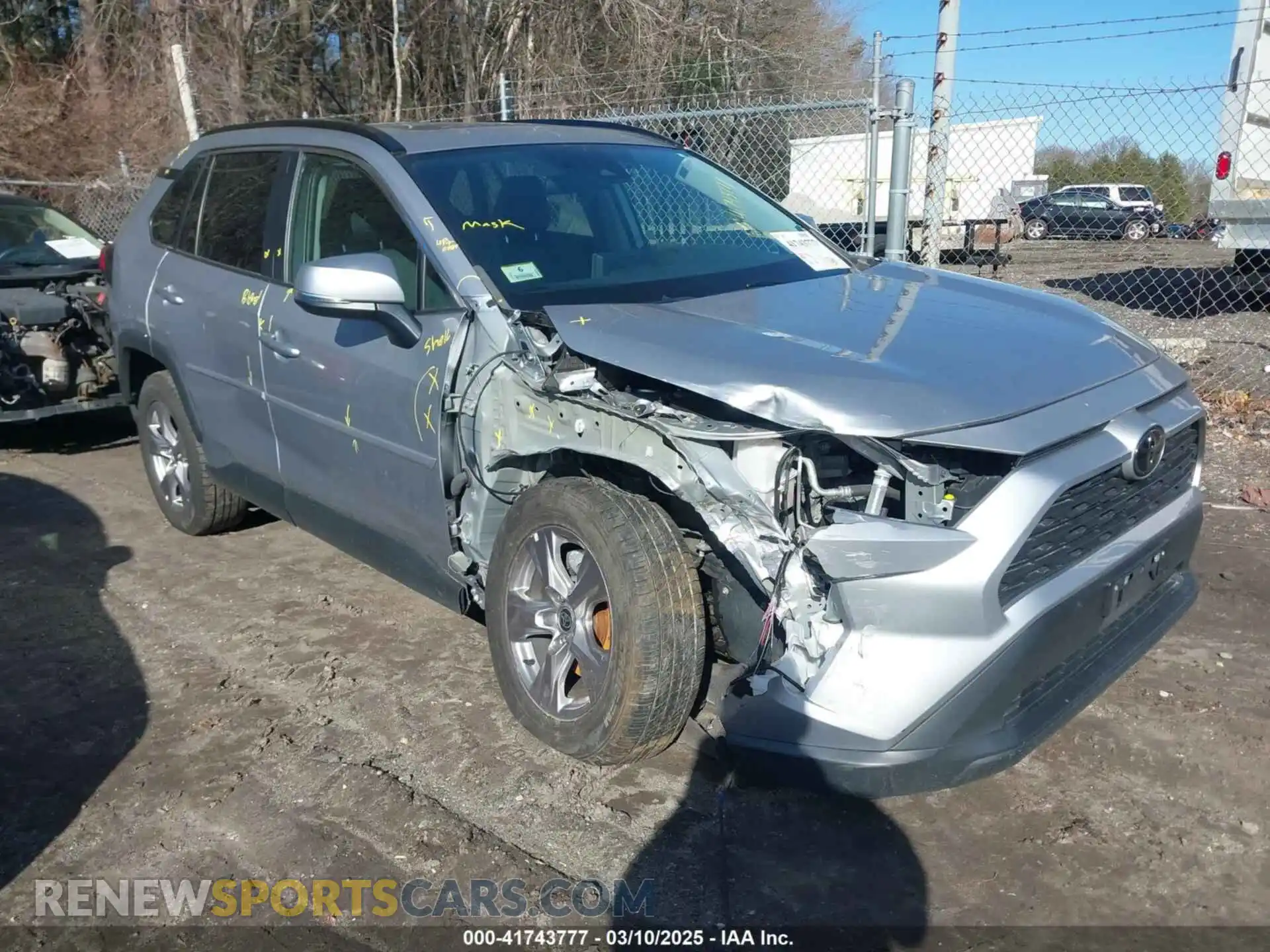 1 Photograph of a damaged car 2T3W1RFV4PC218612 TOYOTA RAV4 2023