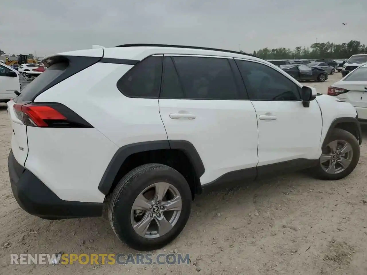 3 Фотография поврежденного автомобиля 2T3W1RFV6PC250316 TOYOTA RAV4 2023